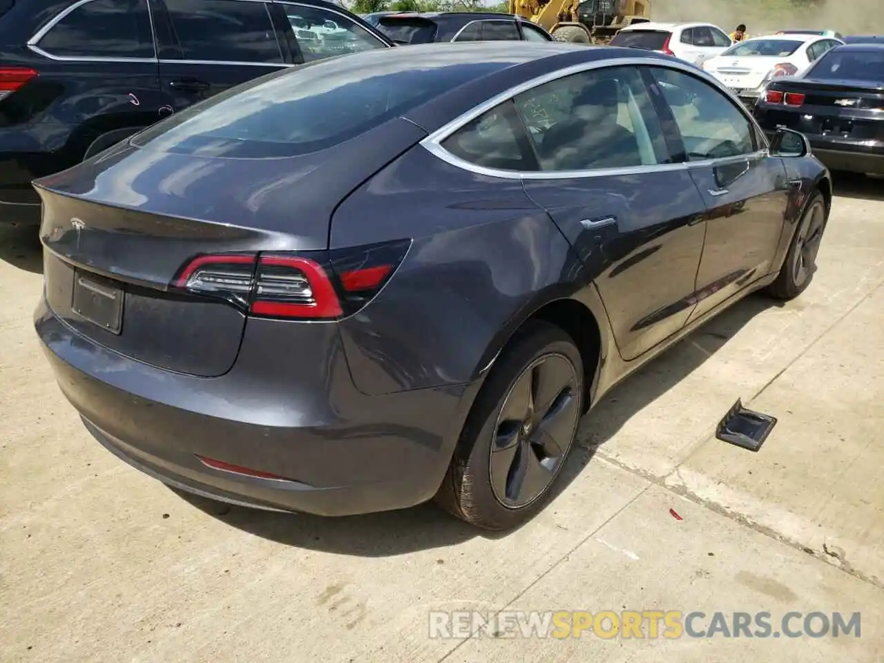 4 Фотография поврежденного автомобиля 5YJ3E1EA0LF792260 TESLA MODEL 3 2020