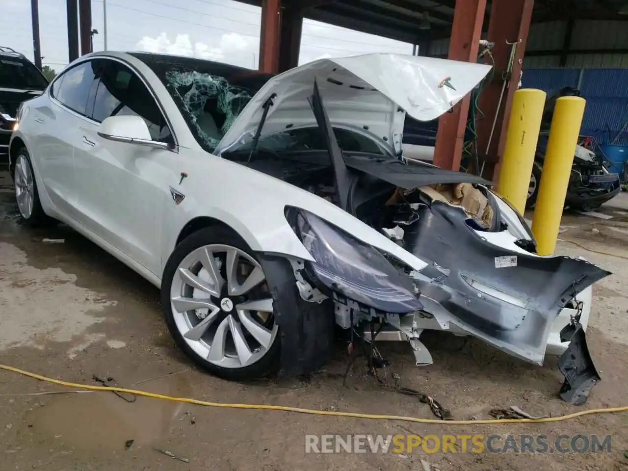 1 Photograph of a damaged car 5YJ3E1EA0LF793425 TESLA MODEL 3 2020