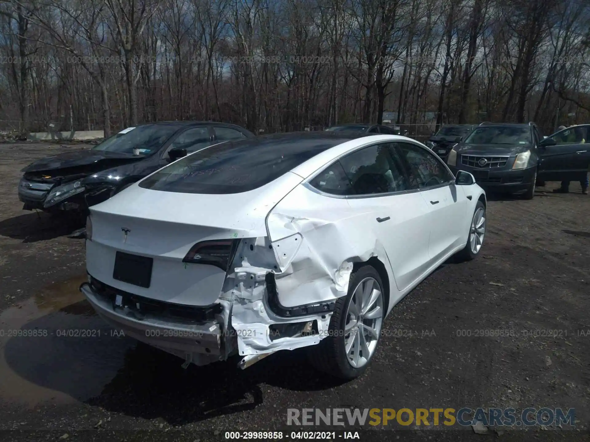 4 Photograph of a damaged car 5YJ3E1EA0LF793473 TESLA MODEL 3 2020