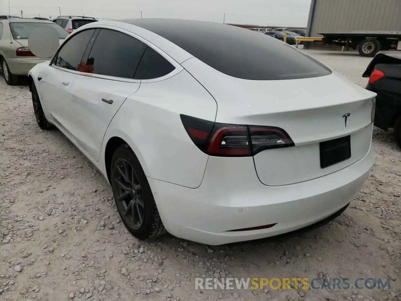 3 Photograph of a damaged car 5YJ3E1EA0LF799645 TESLA MODEL 3 2020