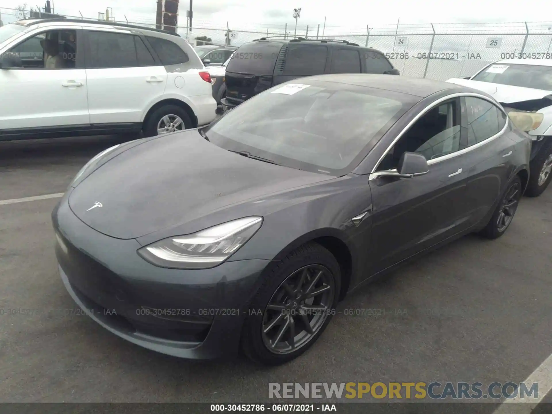 2 Фотография поврежденного автомобиля 5YJ3E1EA0LF803595 TESLA MODEL 3 2020