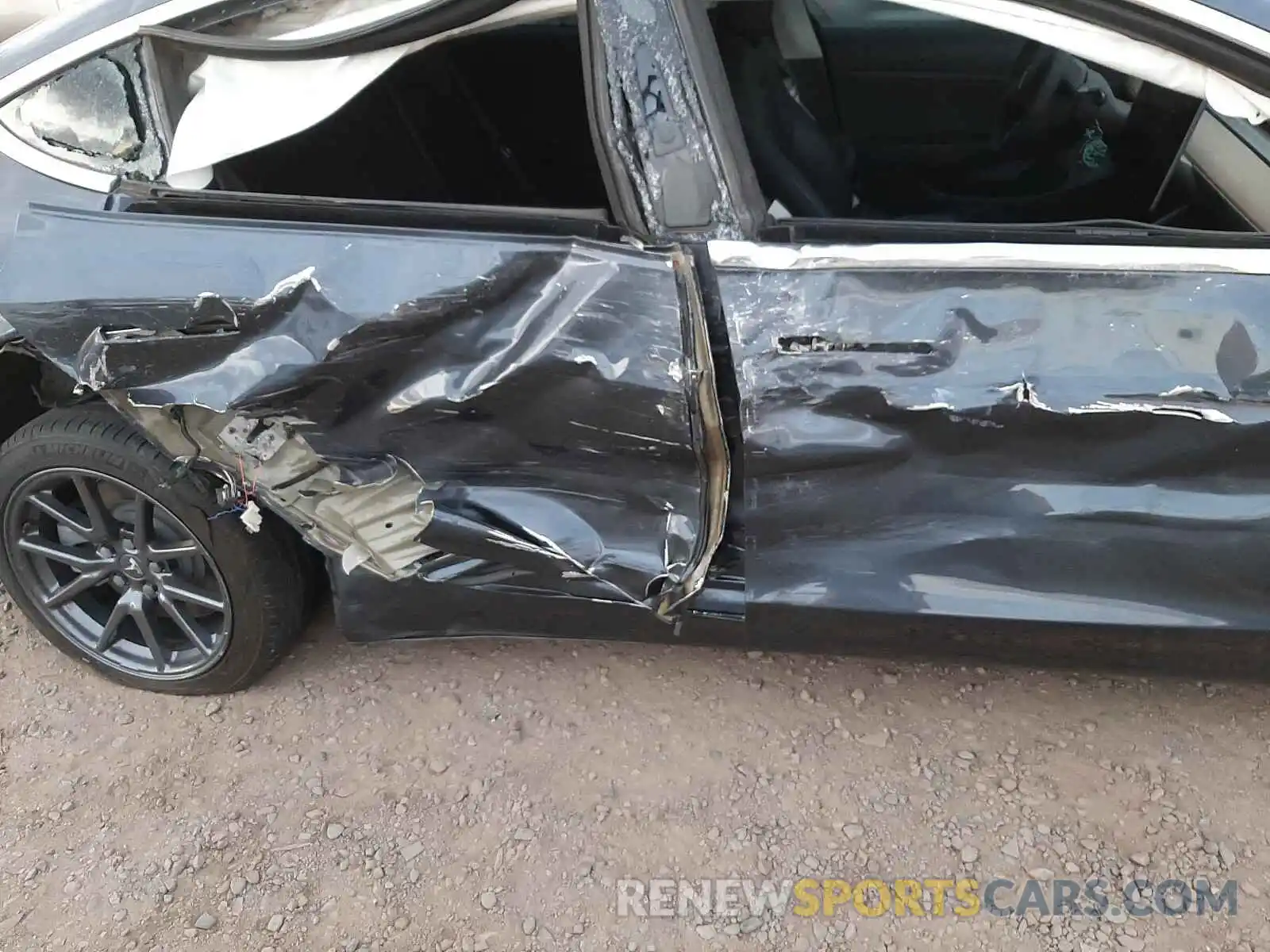 9 Photograph of a damaged car 5YJ3E1EA1LF596943 TESLA MODEL 3 2020