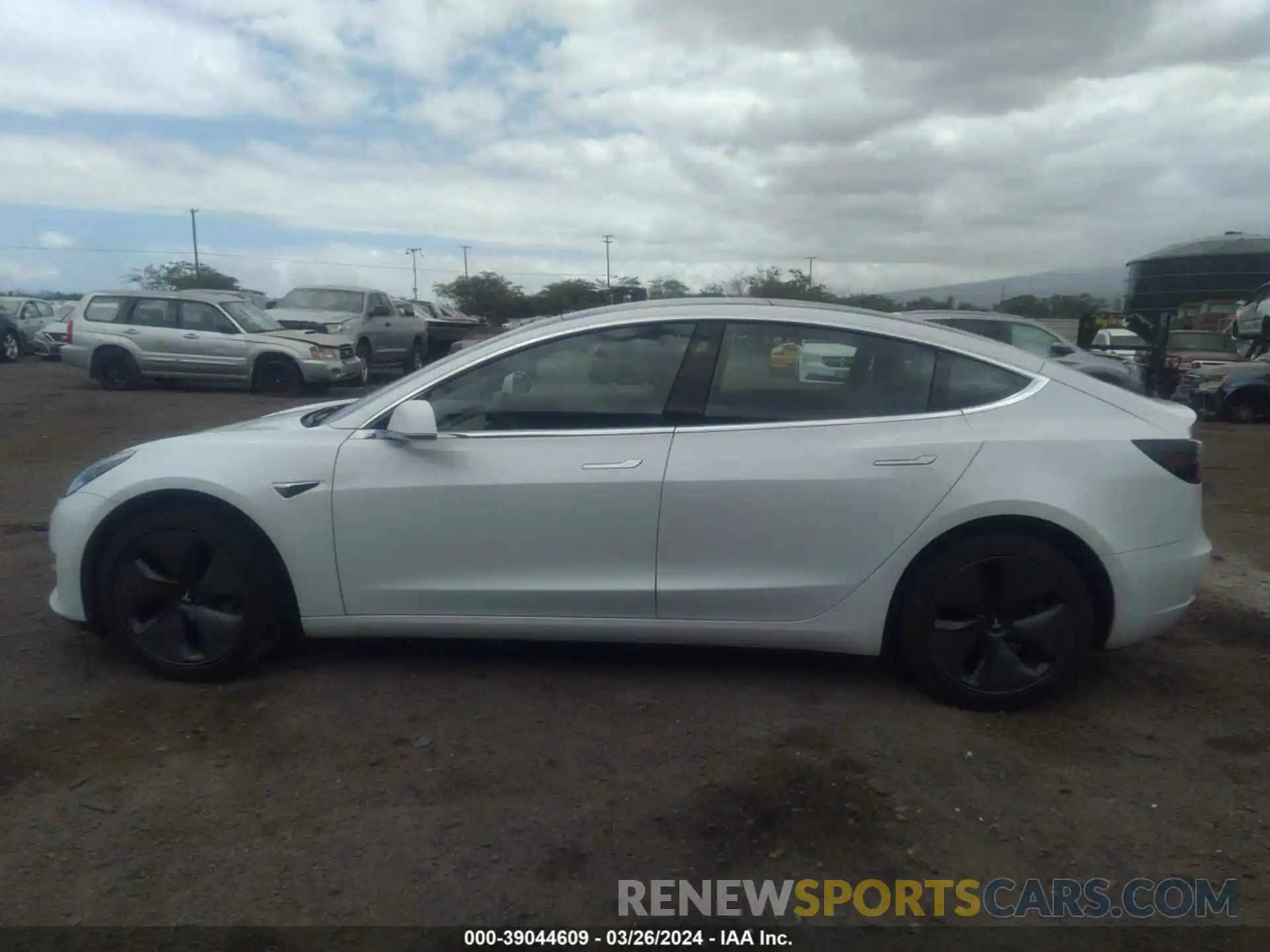 14 Photograph of a damaged car 5YJ3E1EA1LF597820 TESLA MODEL 3 2020