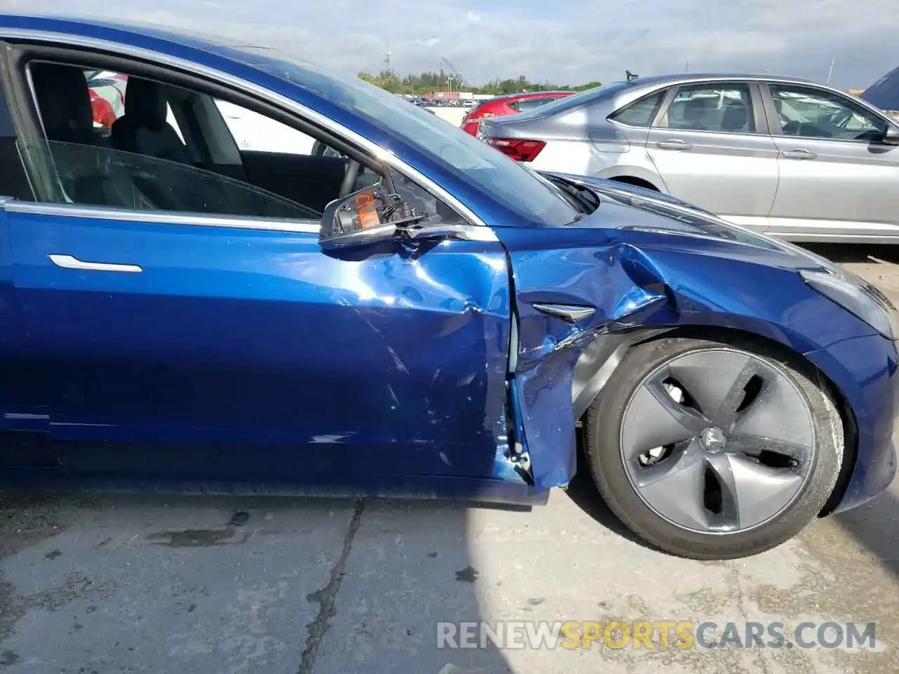 9 Photograph of a damaged car 5YJ3E1EA1LF611957 TESLA MODEL 3 2020