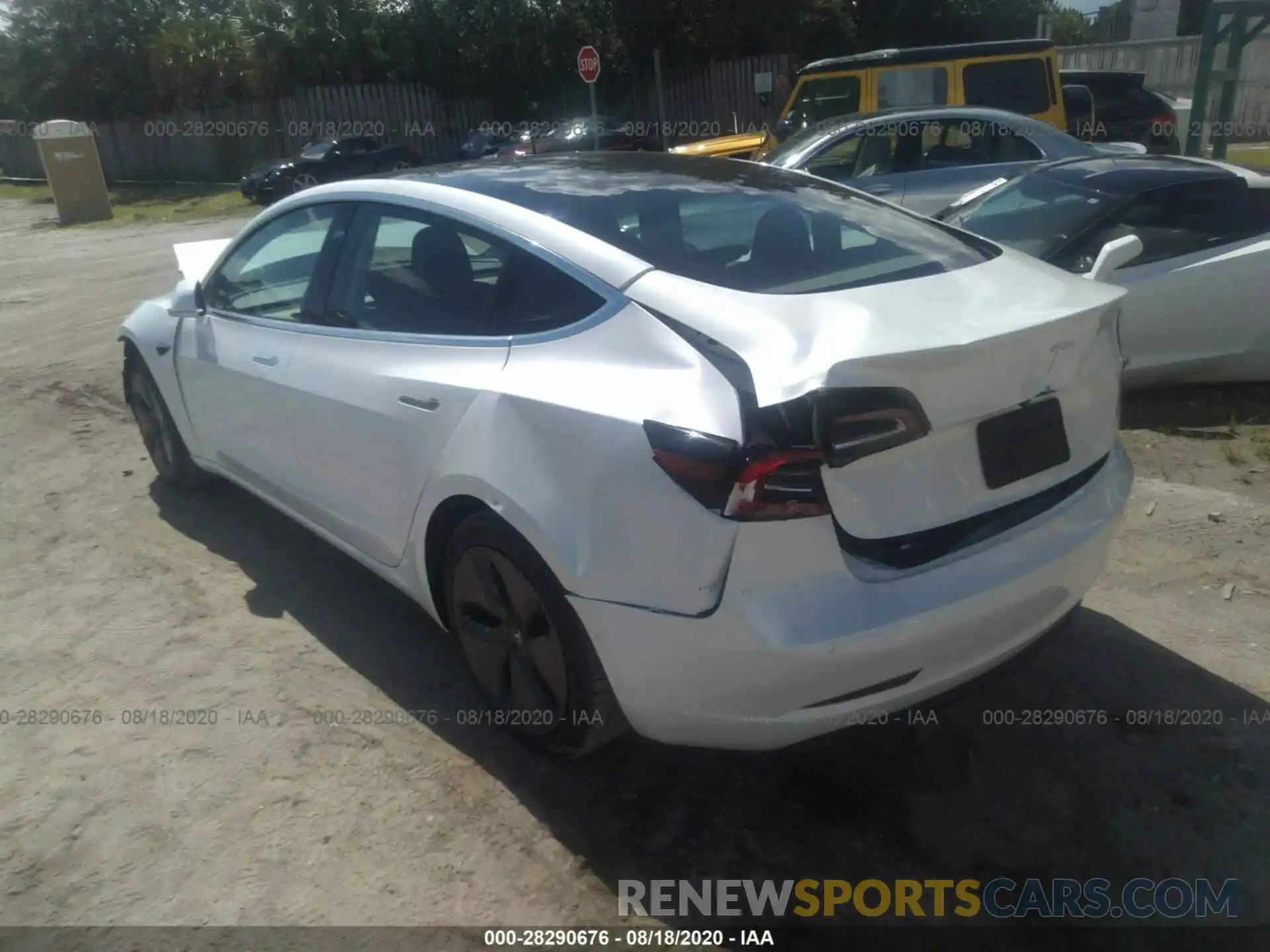 3 Photograph of a damaged car 5YJ3E1EA1LF612607 TESLA MODEL 3 2020