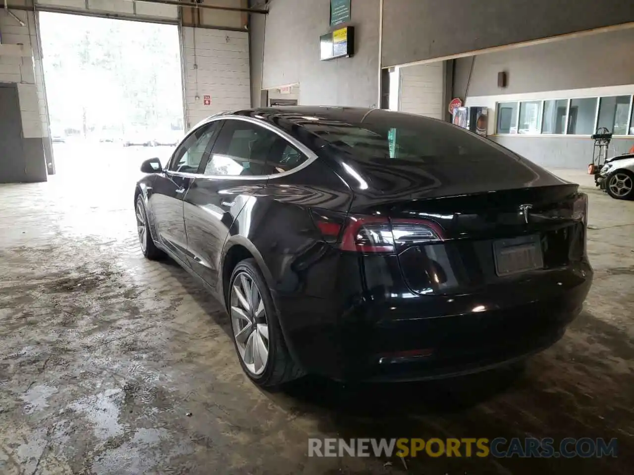 3 Photograph of a damaged car 5YJ3E1EA1LF616091 TESLA MODEL 3 2020