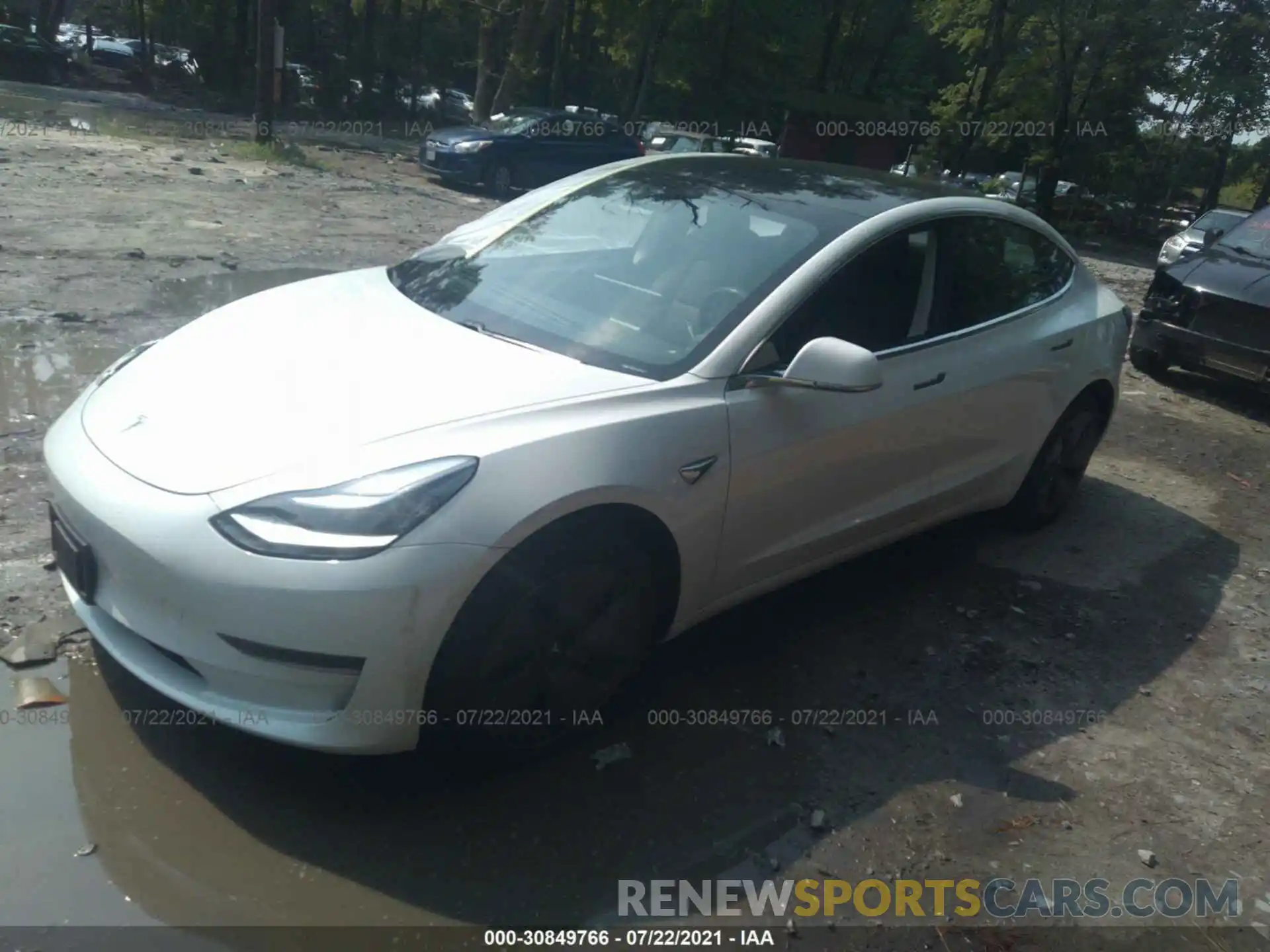 2 Photograph of a damaged car 5YJ3E1EA1LF632534 TESLA MODEL 3 2020