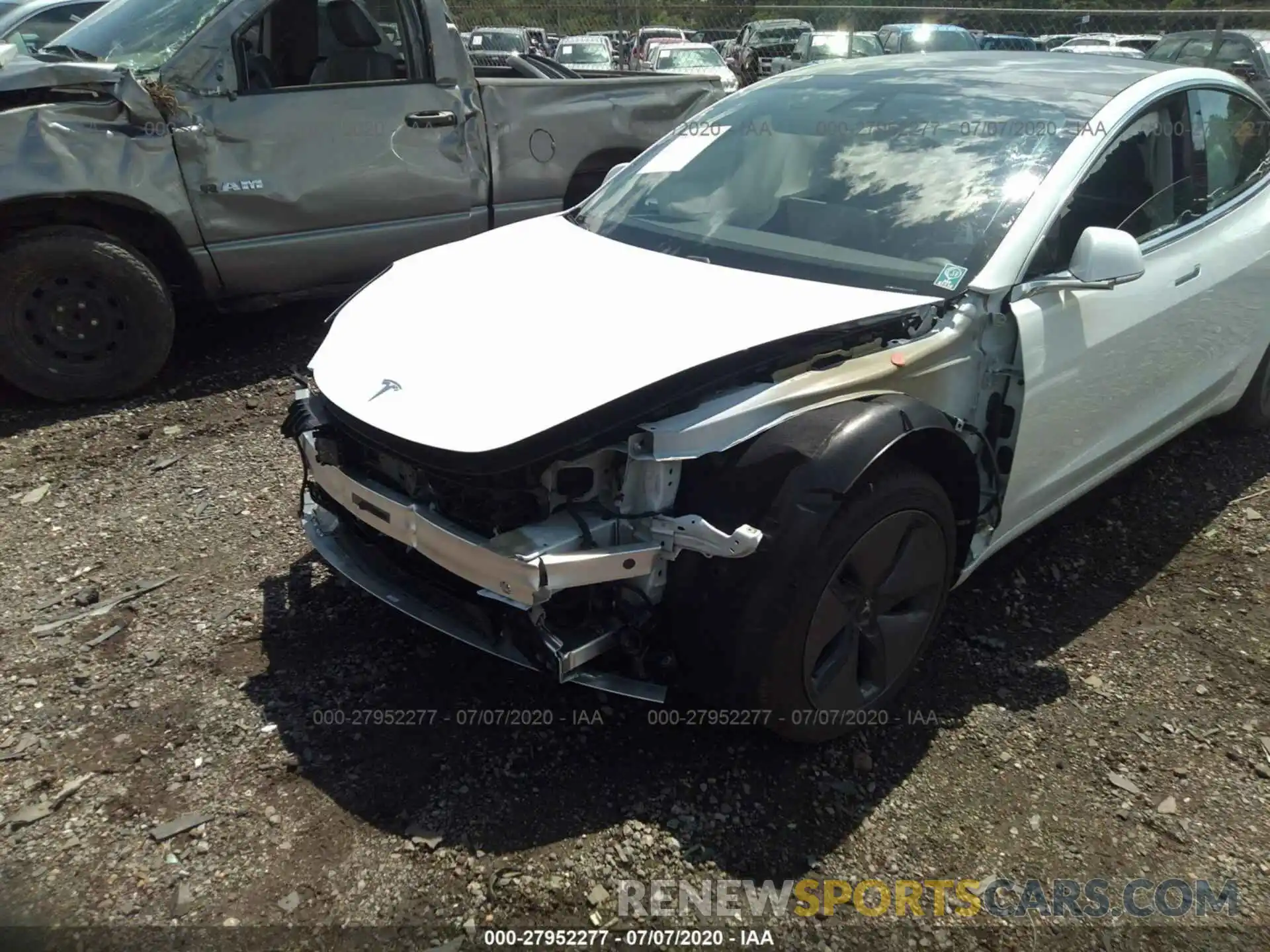 6 Photograph of a damaged car 5YJ3E1EA1LF632940 TESLA MODEL 3 2020