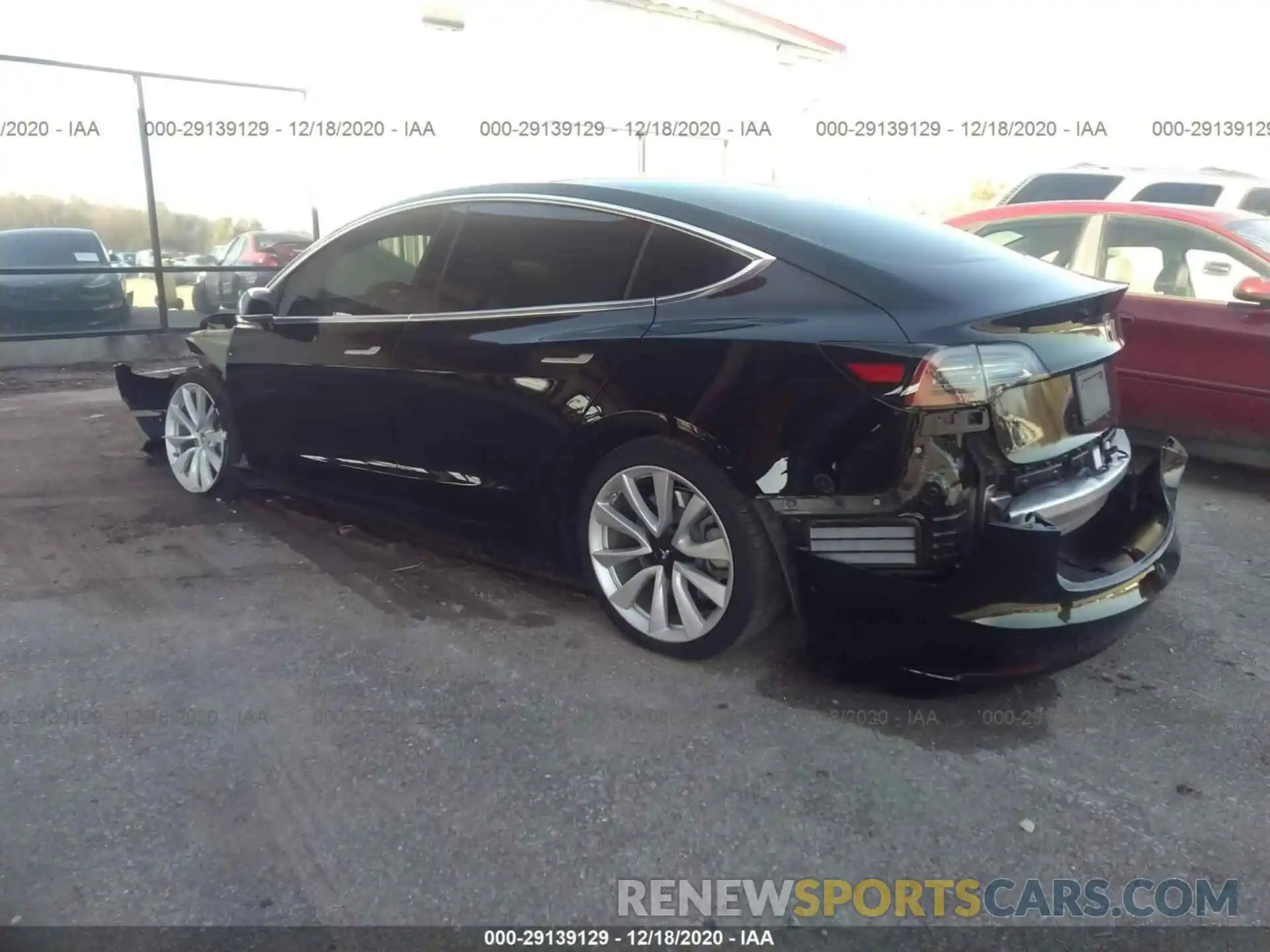 3 Photograph of a damaged car 5YJ3E1EA1LF645588 TESLA MODEL 3 2020