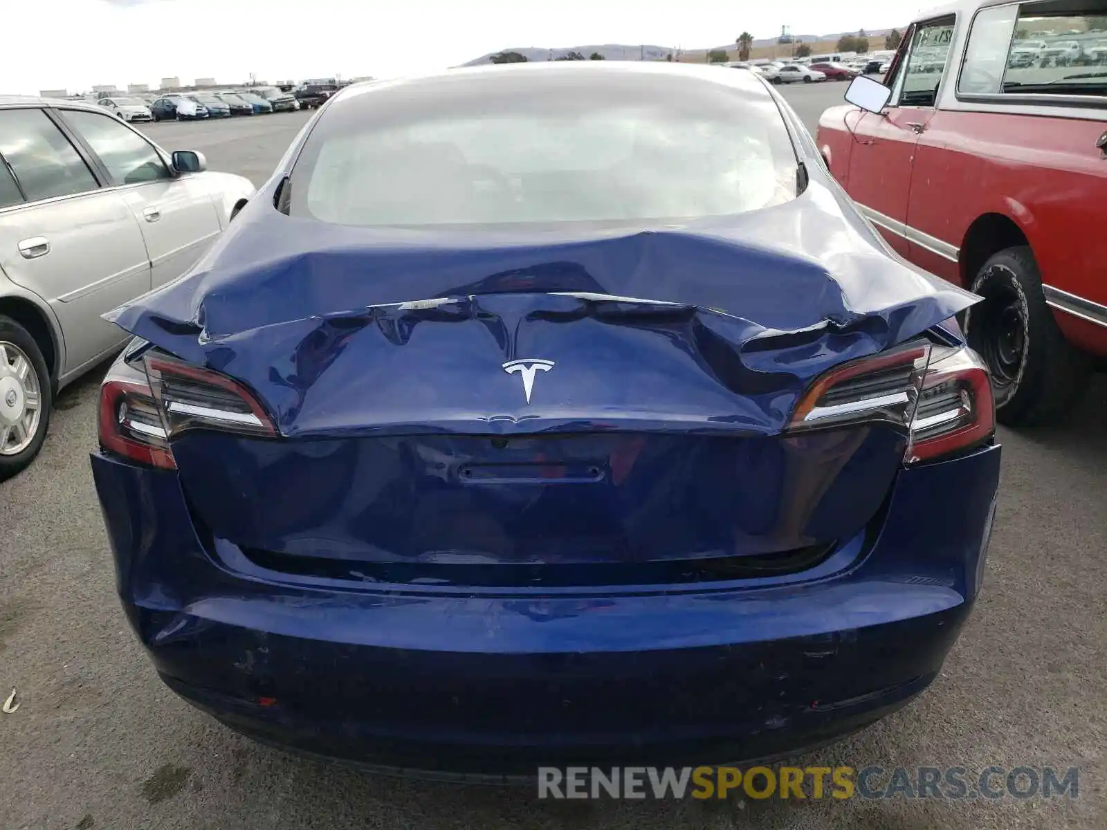 9 Photograph of a damaged car 5YJ3E1EA1LF658485 TESLA MODEL 3 2020