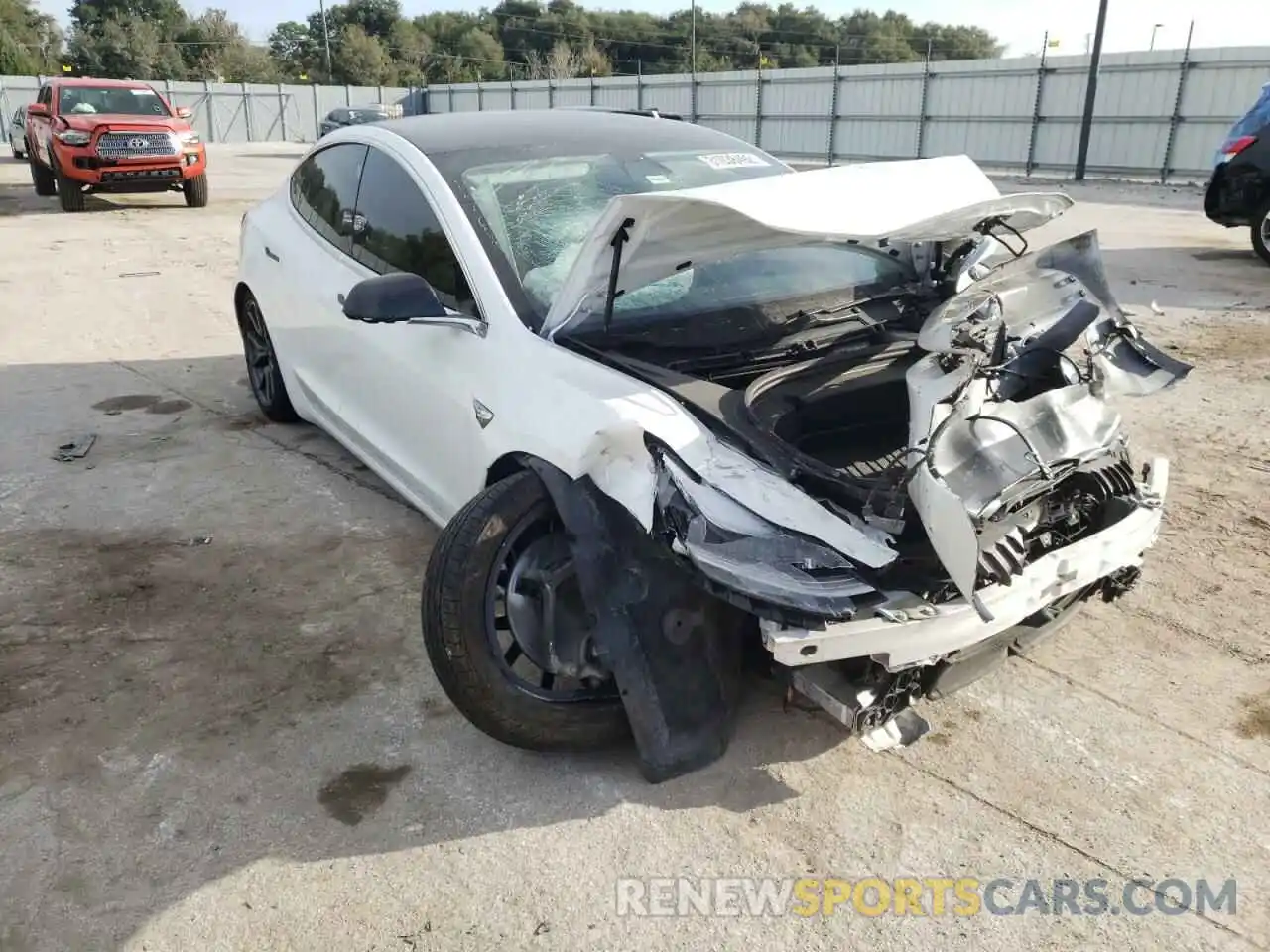 1 Photograph of a damaged car 5YJ3E1EA1LF658938 TESLA MODEL 3 2020