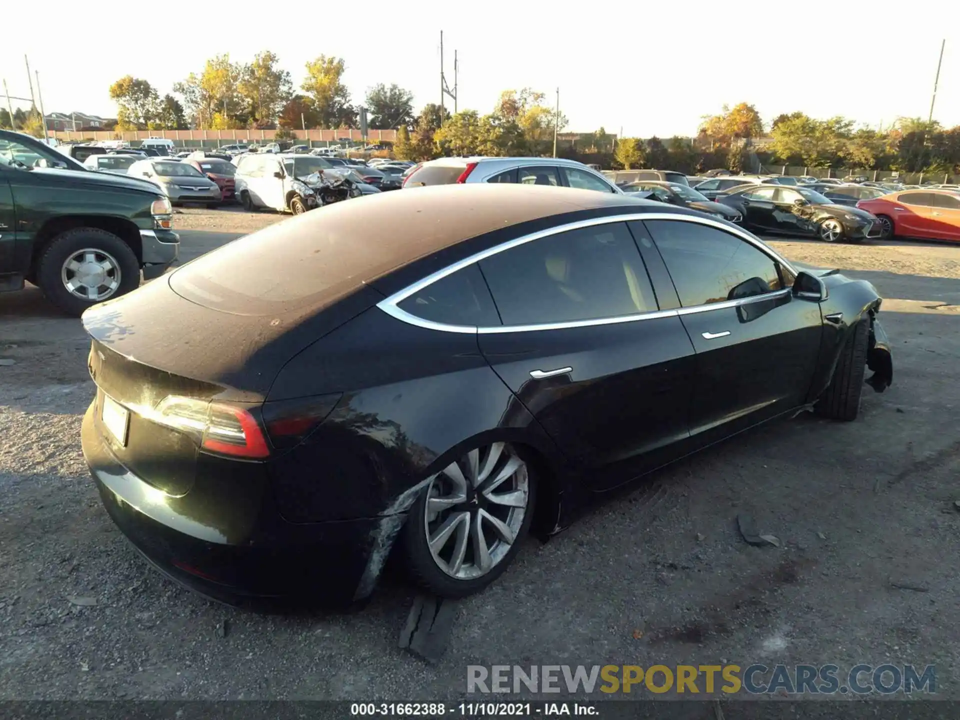 4 Фотография поврежденного автомобиля 5YJ3E1EA1LF660897 TESLA MODEL 3 2020