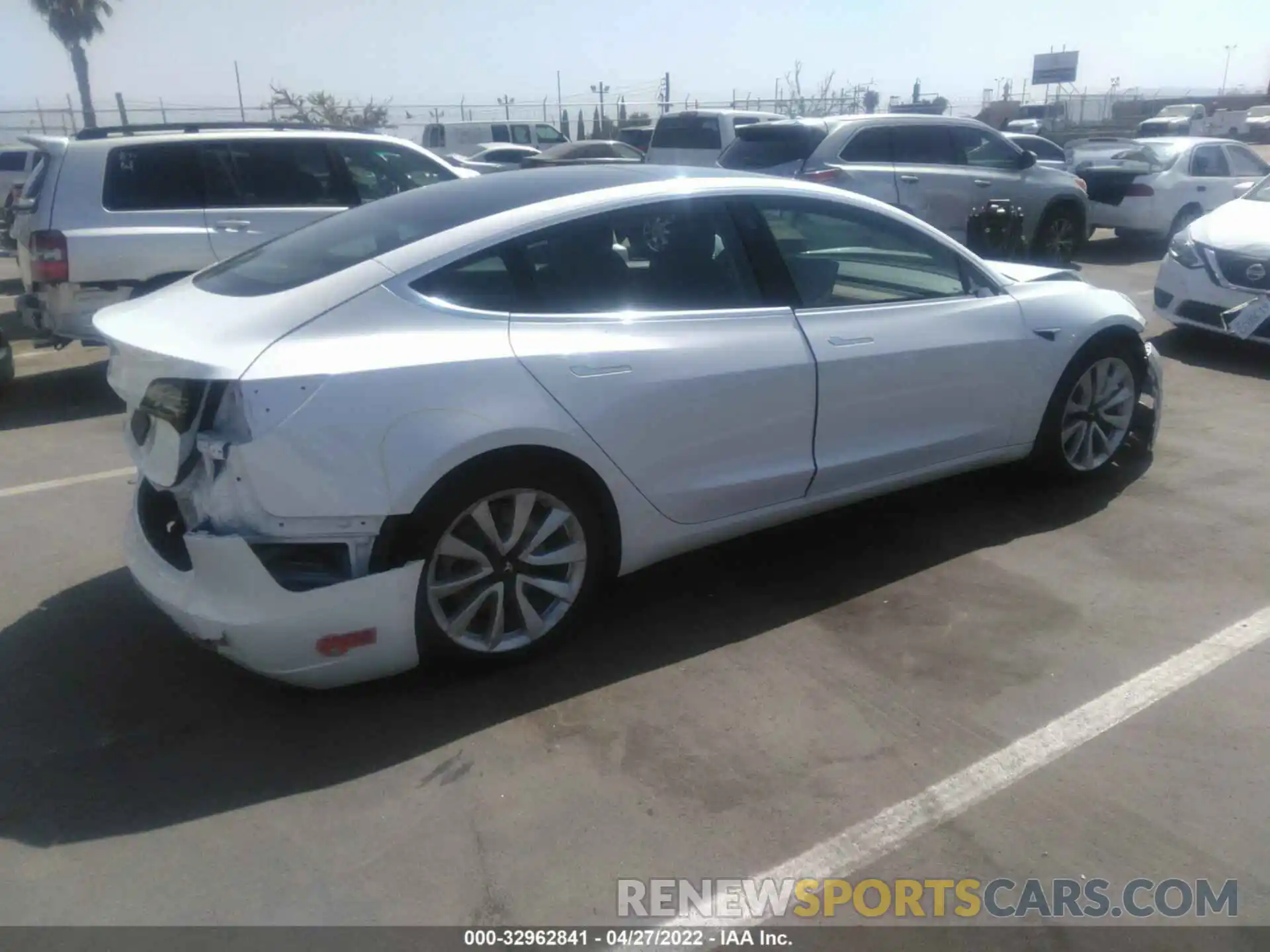 4 Photograph of a damaged car 5YJ3E1EA1LF661628 TESLA MODEL 3 2020