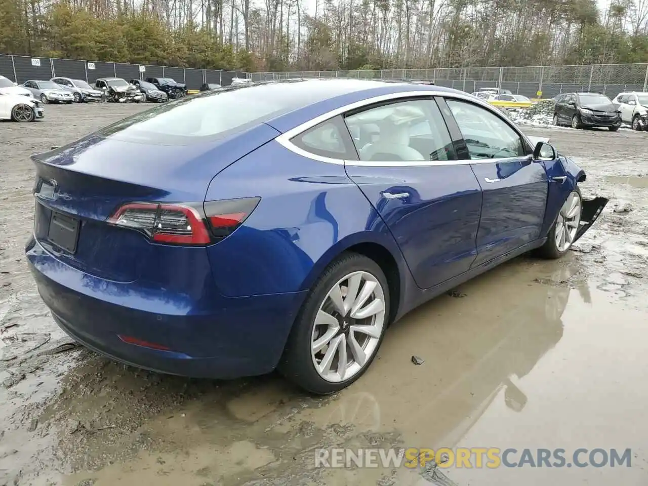 3 Photograph of a damaged car 5YJ3E1EA1LF662715 TESLA MODEL 3 2020