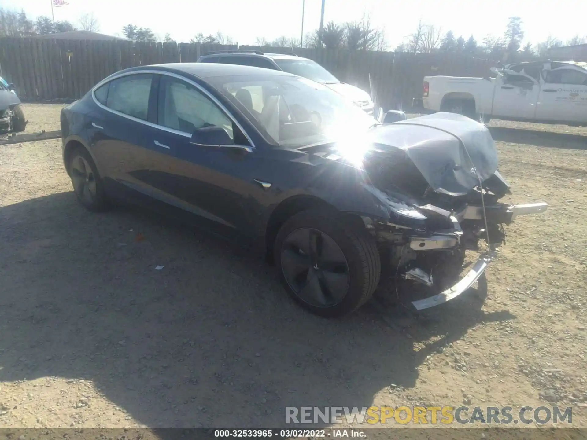 1 Photograph of a damaged car 5YJ3E1EA1LF704882 TESLA MODEL 3 2020