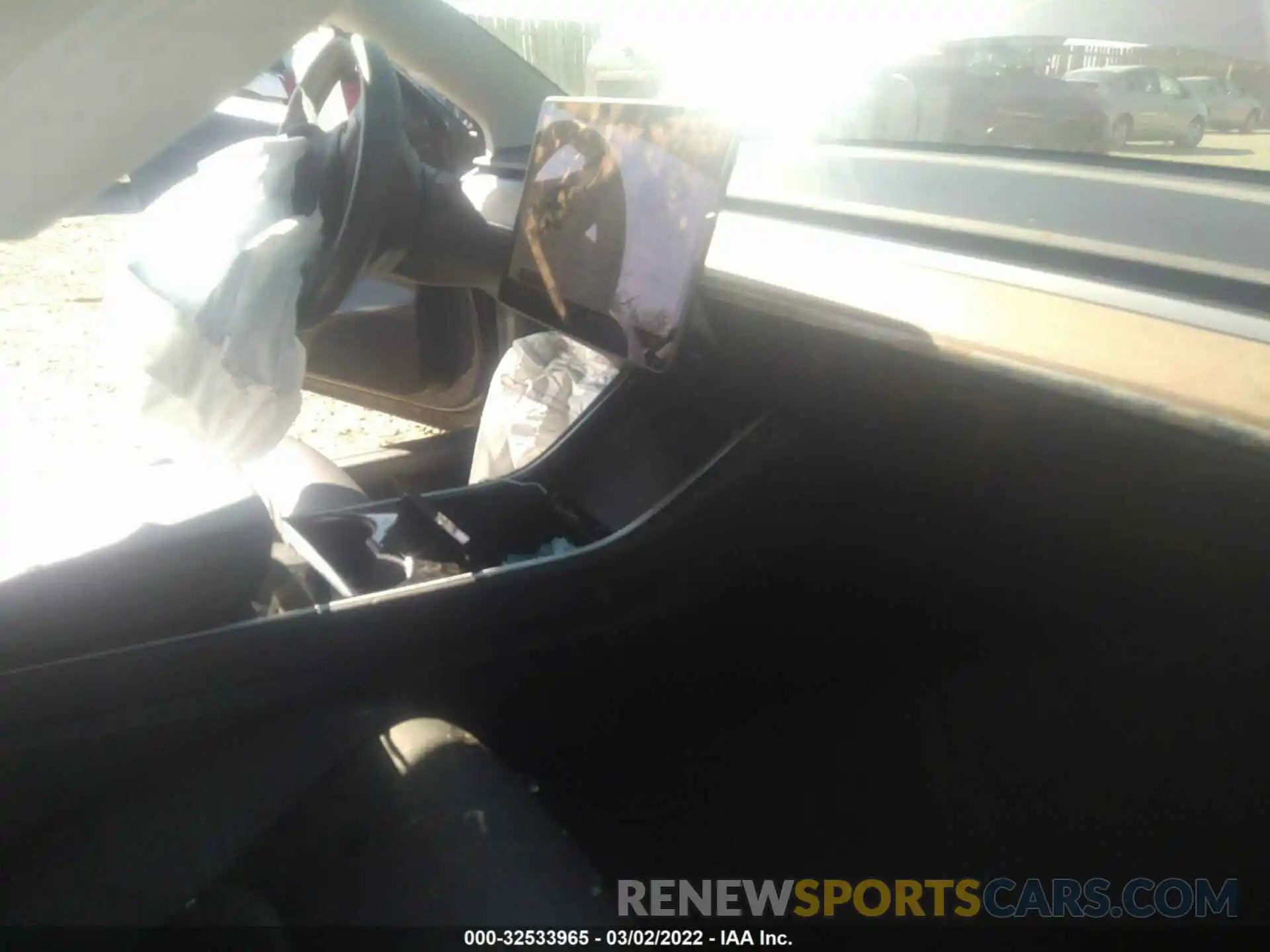 5 Photograph of a damaged car 5YJ3E1EA1LF704882 TESLA MODEL 3 2020