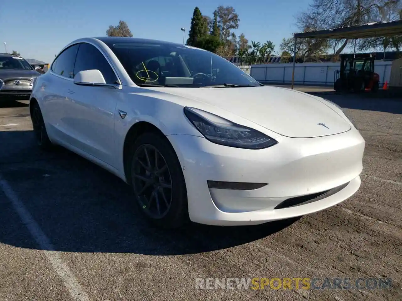 1 Photograph of a damaged car 5YJ3E1EA1LF737221 TESLA MODEL 3 2020