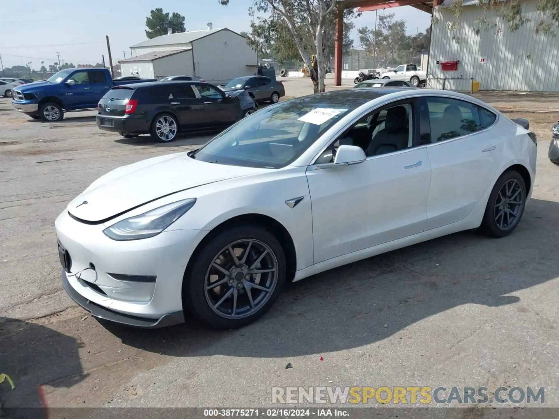 2 Фотография поврежденного автомобиля 5YJ3E1EA1LF739891 TESLA MODEL 3 2020