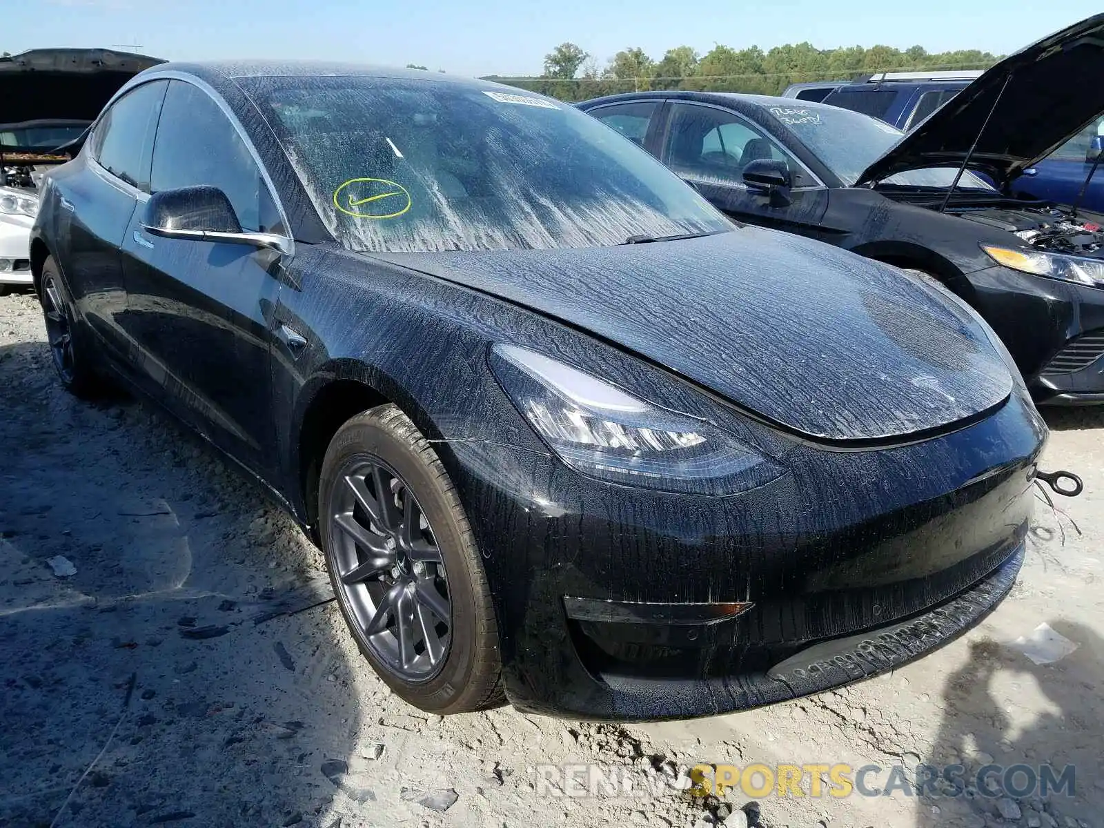 1 Photograph of a damaged car 5YJ3E1EA1LF740863 TESLA MODEL 3 2020