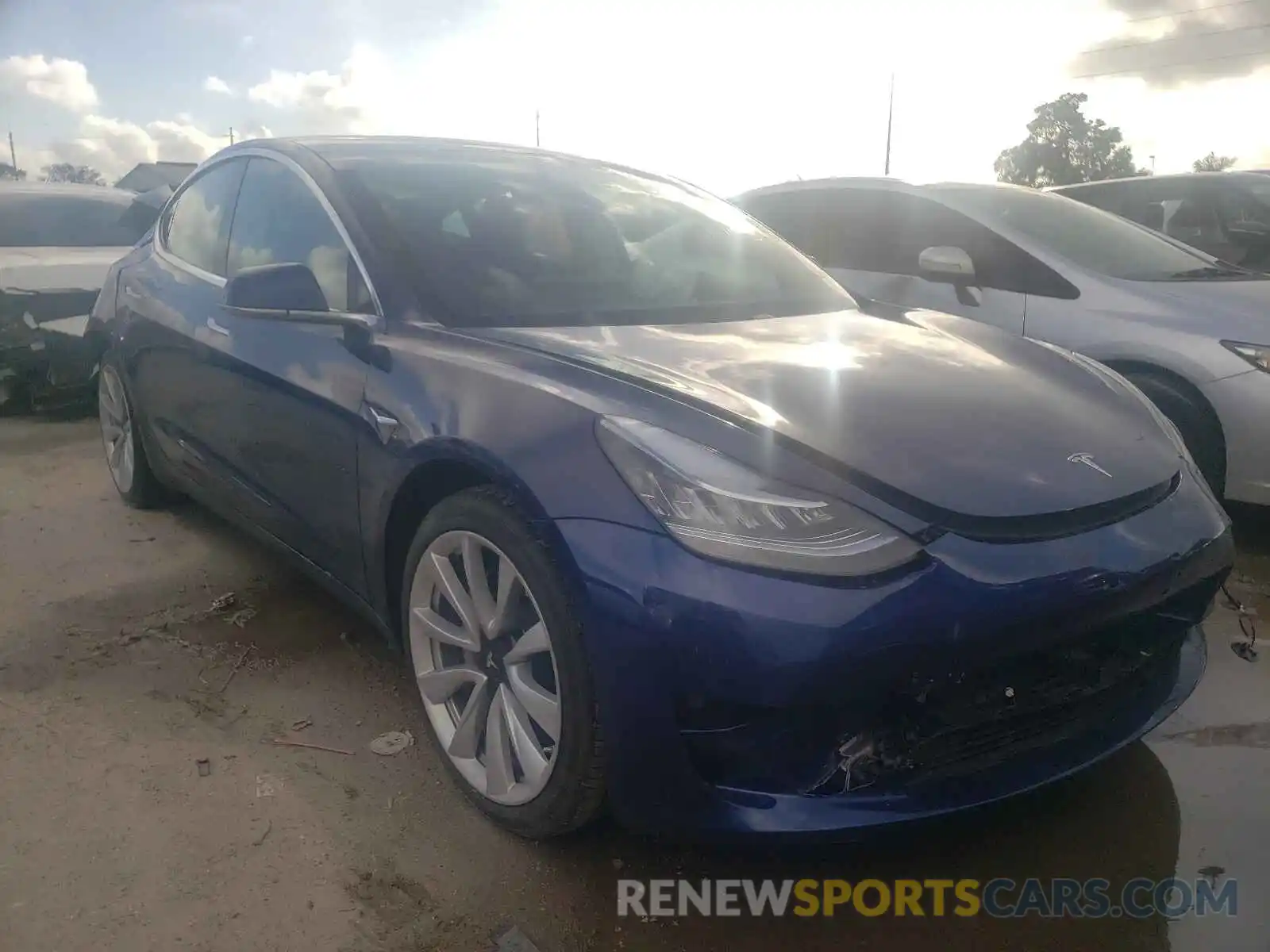 1 Photograph of a damaged car 5YJ3E1EA1LF783843 TESLA MODEL 3 2020