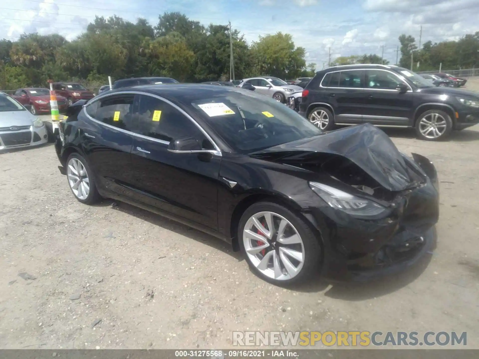 1 Photograph of a damaged car 5YJ3E1EA1LF785513 TESLA MODEL 3 2020