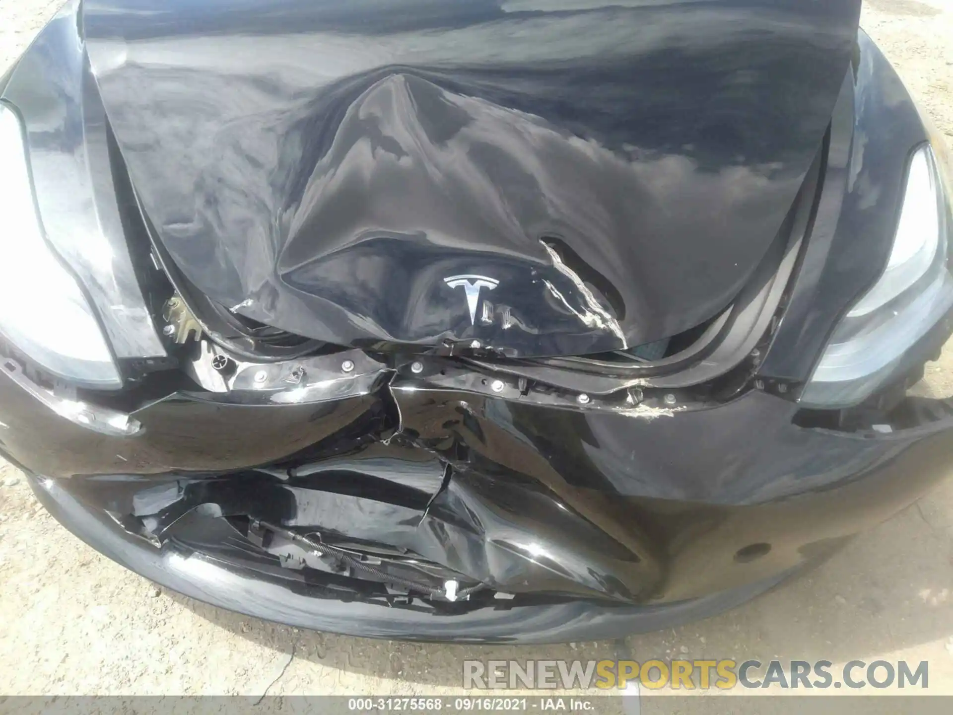 10 Photograph of a damaged car 5YJ3E1EA1LF785513 TESLA MODEL 3 2020