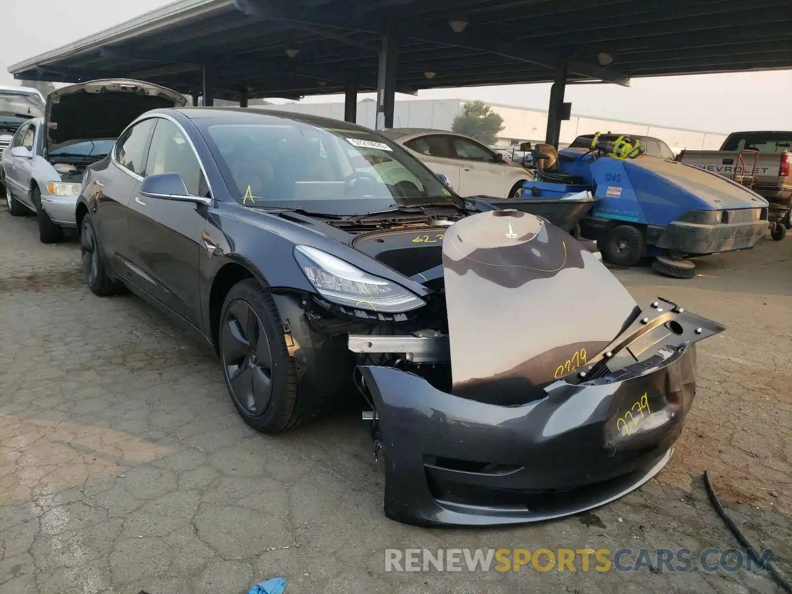 1 Photograph of a damaged car 5YJ3E1EA1LF798410 TESLA MODEL 3 2020