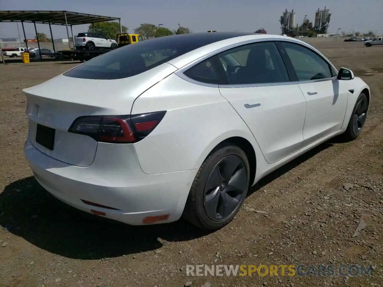 4 Фотография поврежденного автомобиля 5YJ3E1EA1LF799699 TESLA MODEL 3 2020