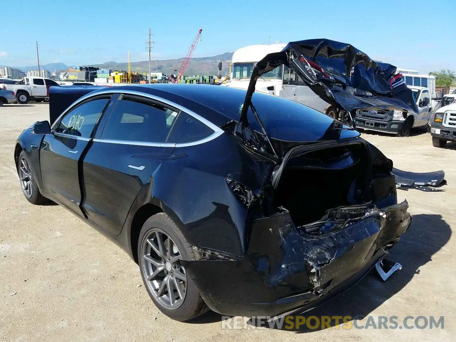 3 Photograph of a damaged car 5YJ3E1EA2LF427658 TESLA MODEL 3 2020