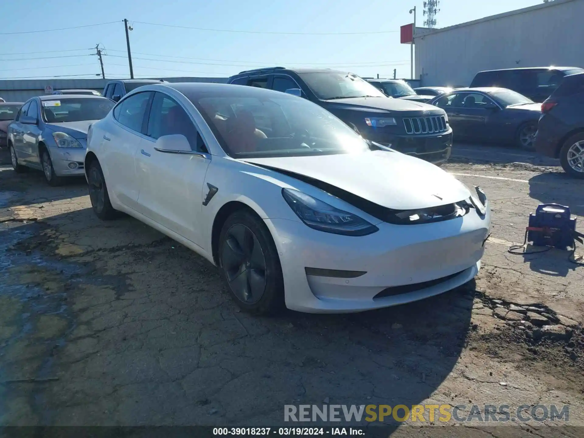 1 Photograph of a damaged car 5YJ3E1EA2LF504268 TESLA MODEL 3 2020