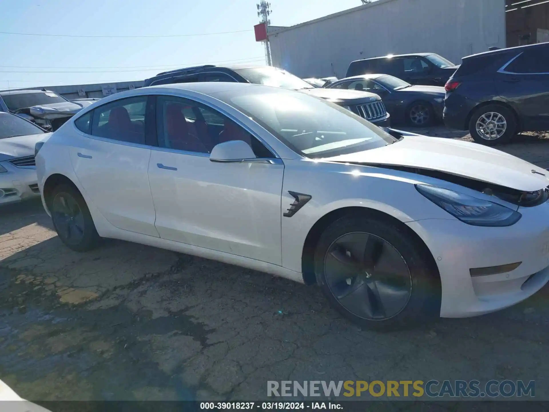 13 Фотография поврежденного автомобиля 5YJ3E1EA2LF504268 TESLA MODEL 3 2020