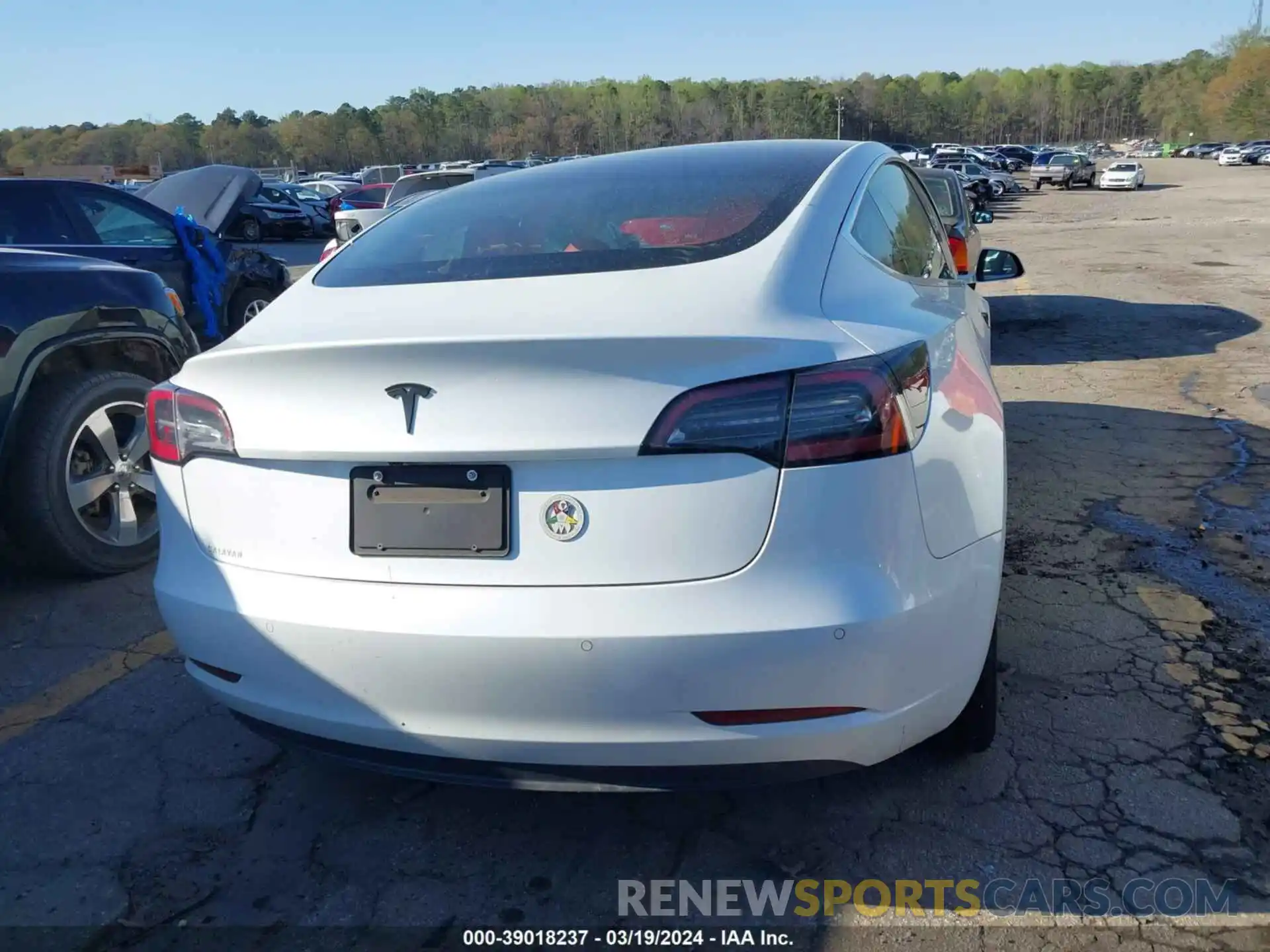 16 Photograph of a damaged car 5YJ3E1EA2LF504268 TESLA MODEL 3 2020