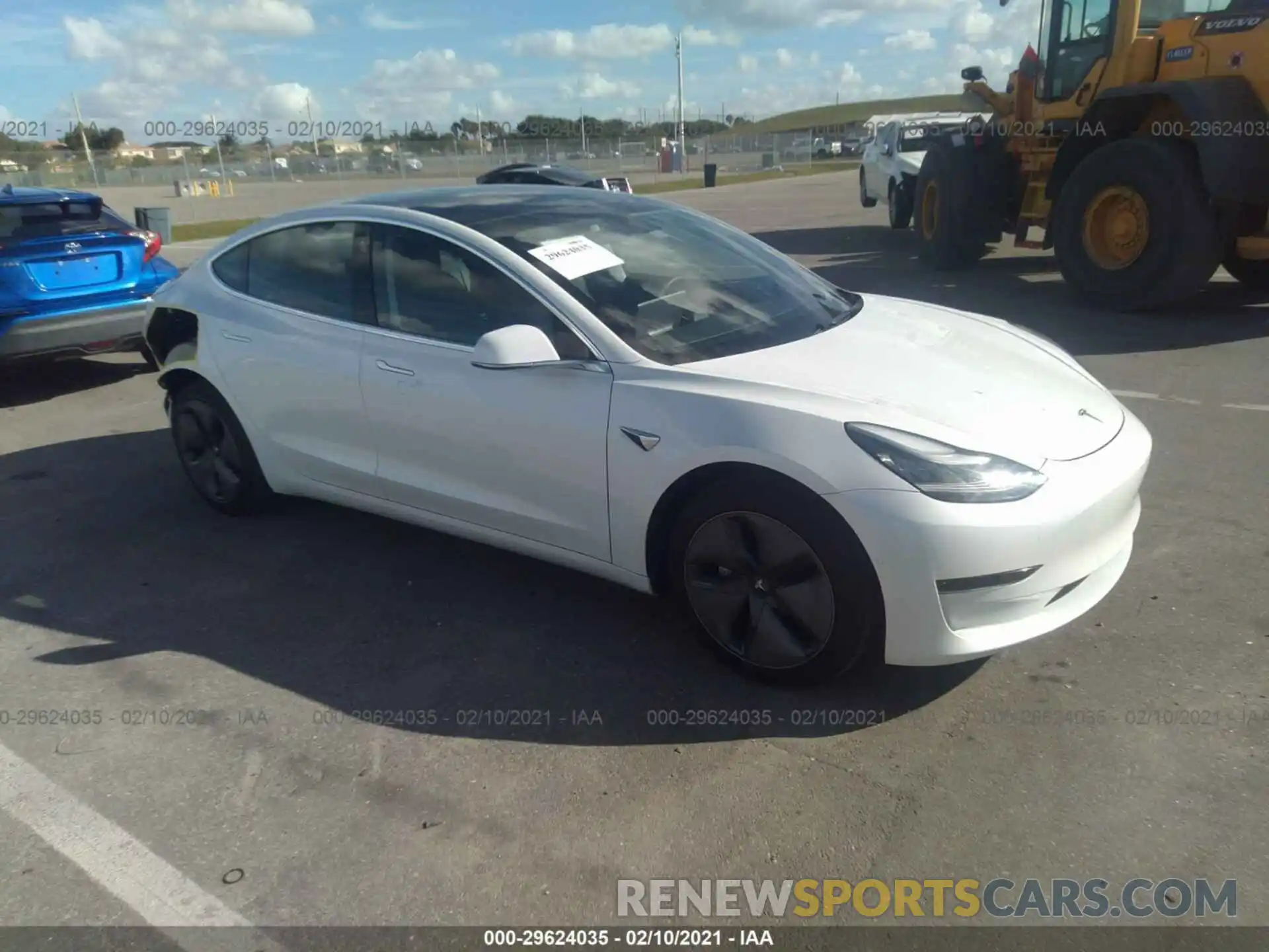 1 Photograph of a damaged car 5YJ3E1EA2LF504531 TESLA MODEL 3 2020