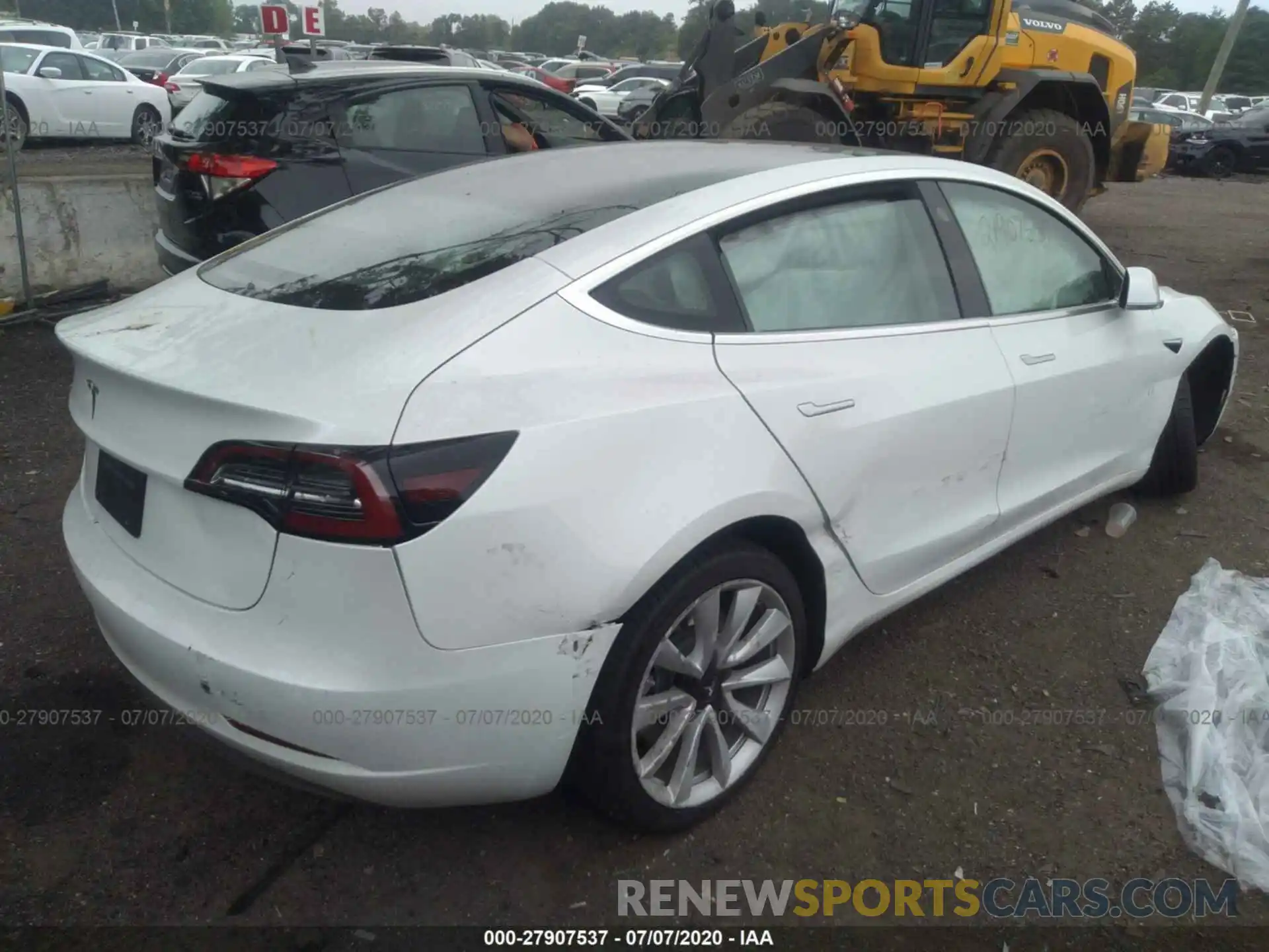 4 Фотография поврежденного автомобиля 5YJ3E1EA2LF509938 TESLA MODEL 3 2020