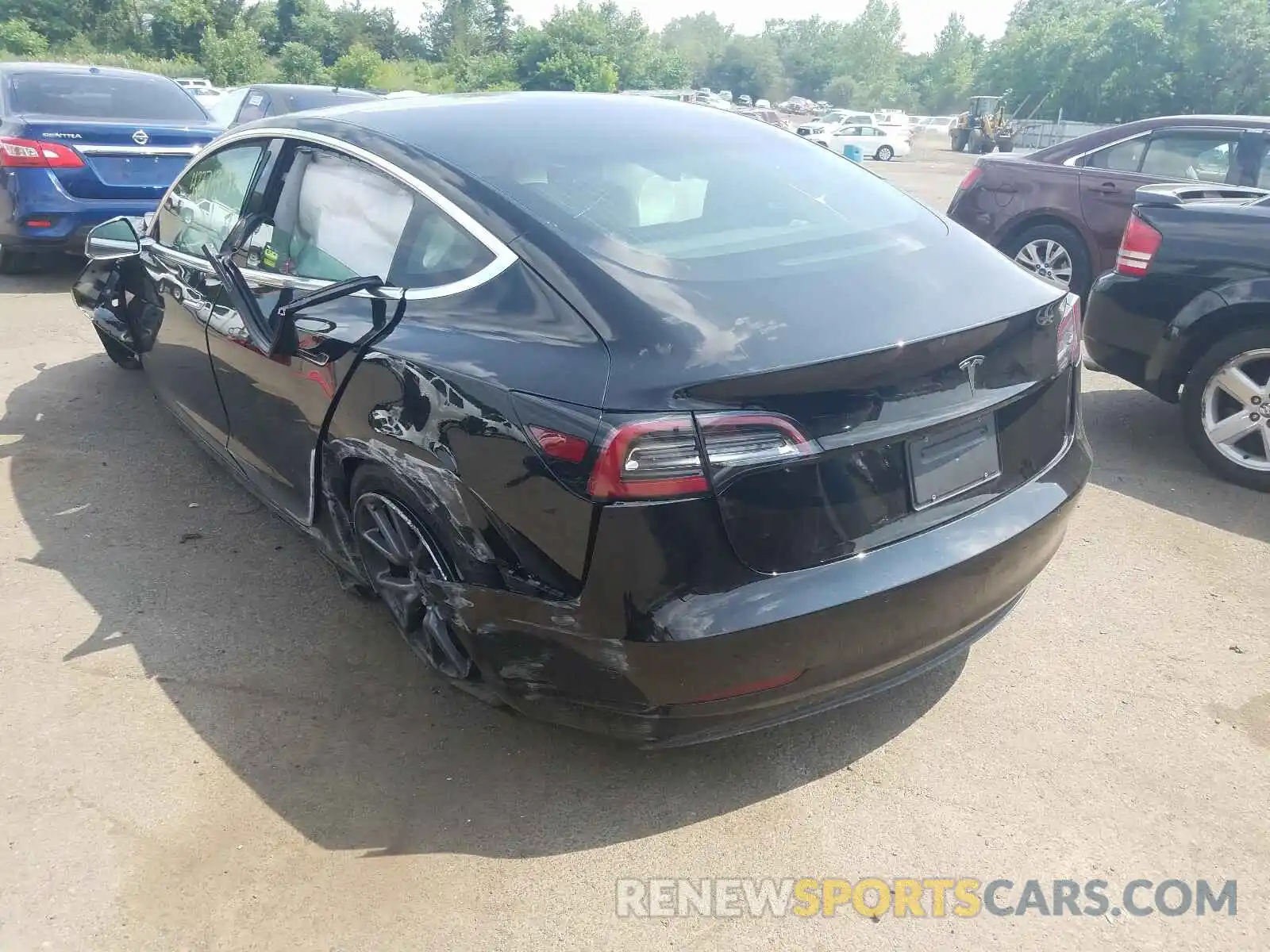 3 Photograph of a damaged car 5YJ3E1EA2LF590245 TESLA MODEL 3 2020