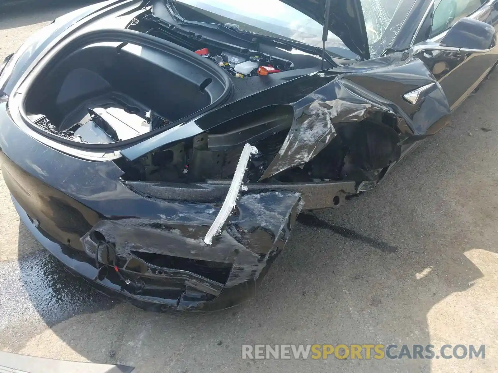 9 Photograph of a damaged car 5YJ3E1EA2LF590245 TESLA MODEL 3 2020