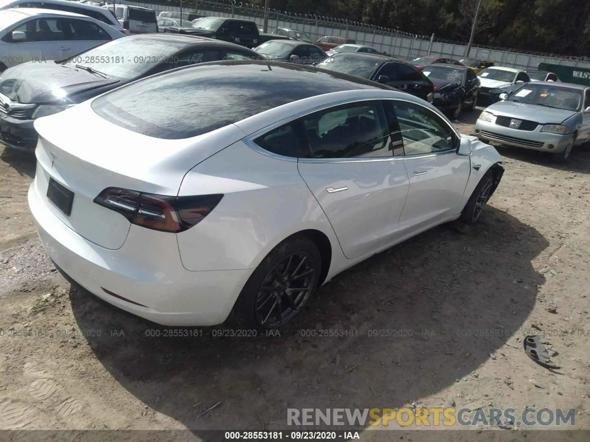 4 Photograph of a damaged car 5YJ3E1EA2LF590441 TESLA MODEL 3 2020