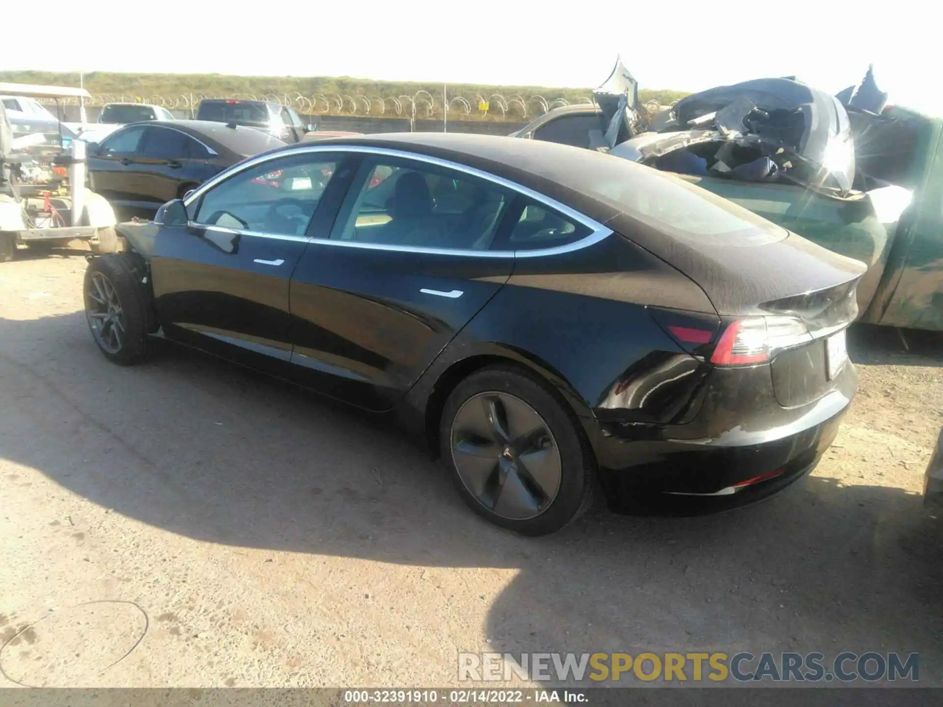 3 Photograph of a damaged car 5YJ3E1EA2LF611305 TESLA MODEL 3 2020