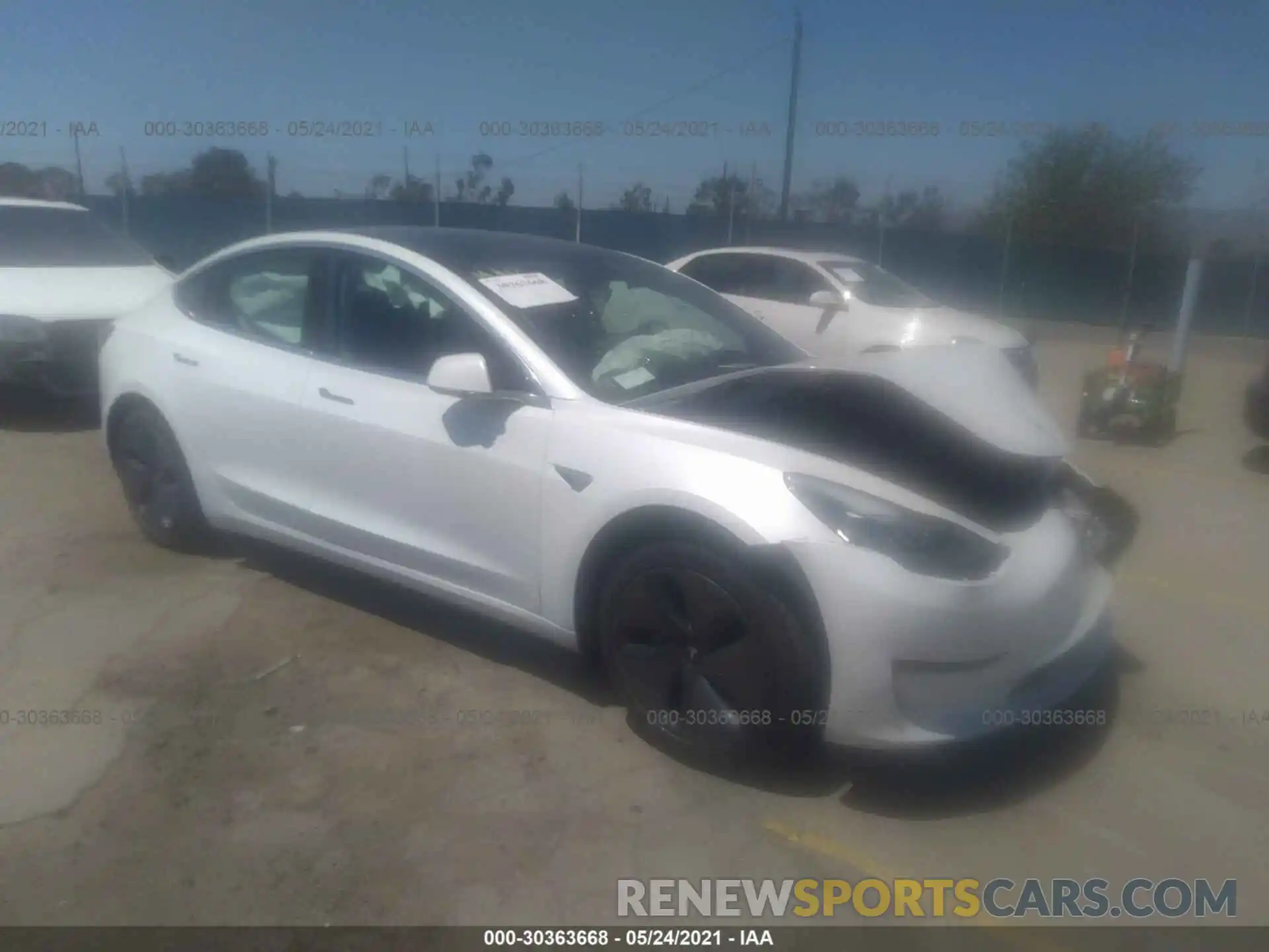 1 Photograph of a damaged car 5YJ3E1EA2LF612678 TESLA MODEL 3 2020