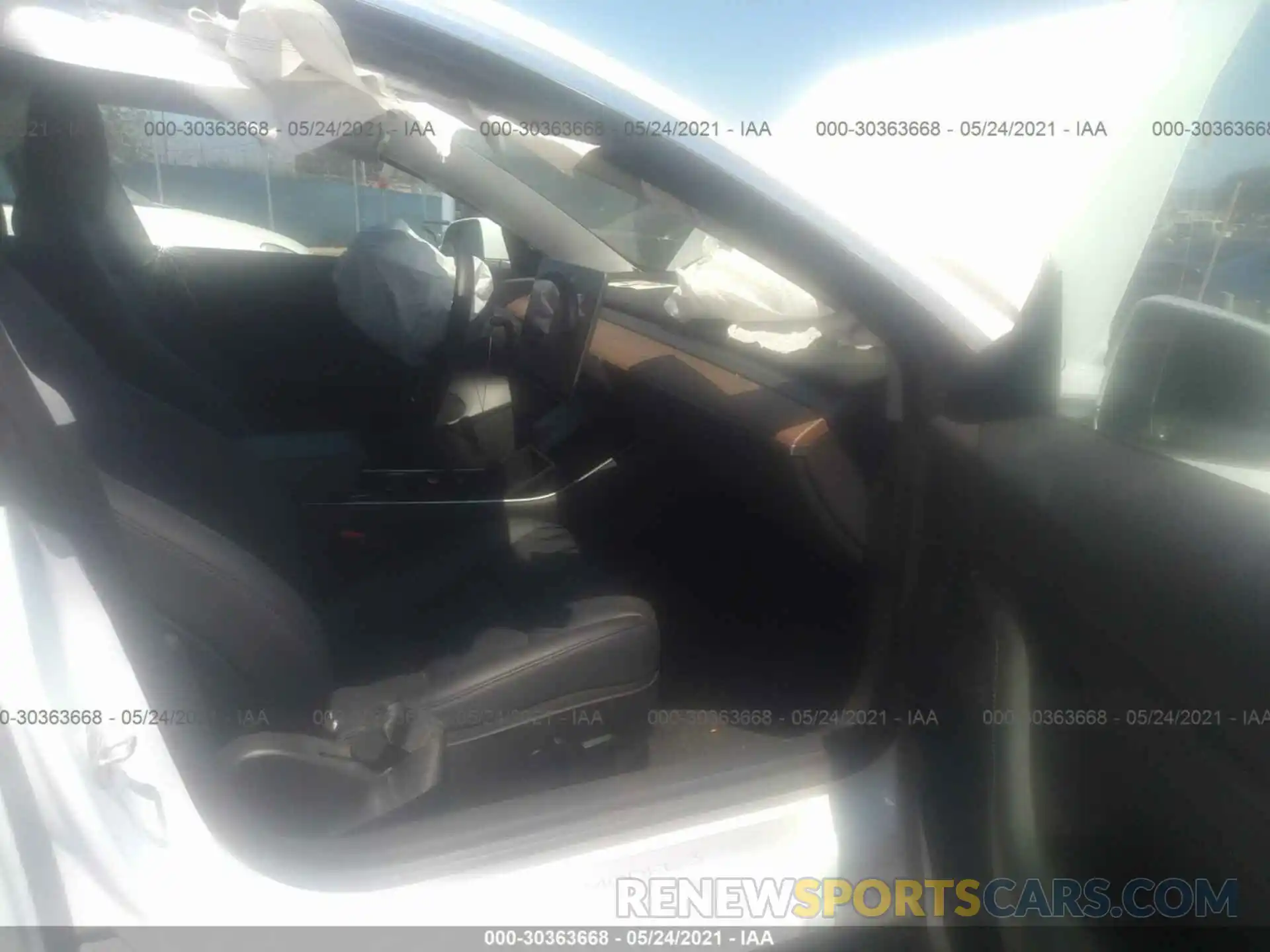 5 Photograph of a damaged car 5YJ3E1EA2LF612678 TESLA MODEL 3 2020