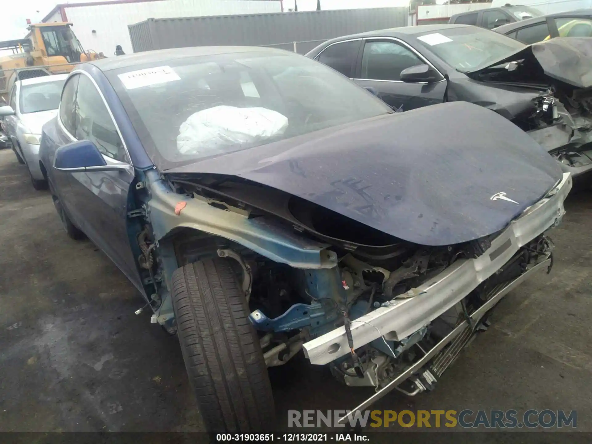 1 Photograph of a damaged car 5YJ3E1EA2LF631036 TESLA MODEL 3 2020