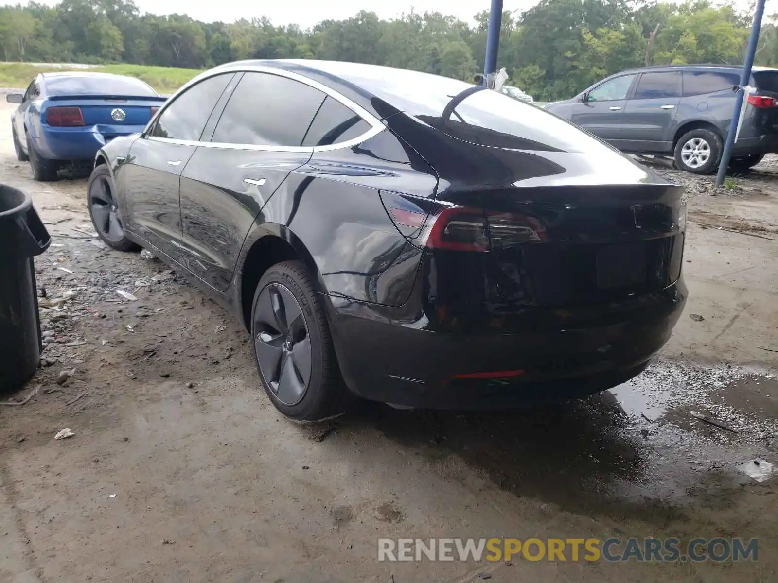 3 Photograph of a damaged car 5YJ3E1EA2LF643879 TESLA MODEL 3 2020