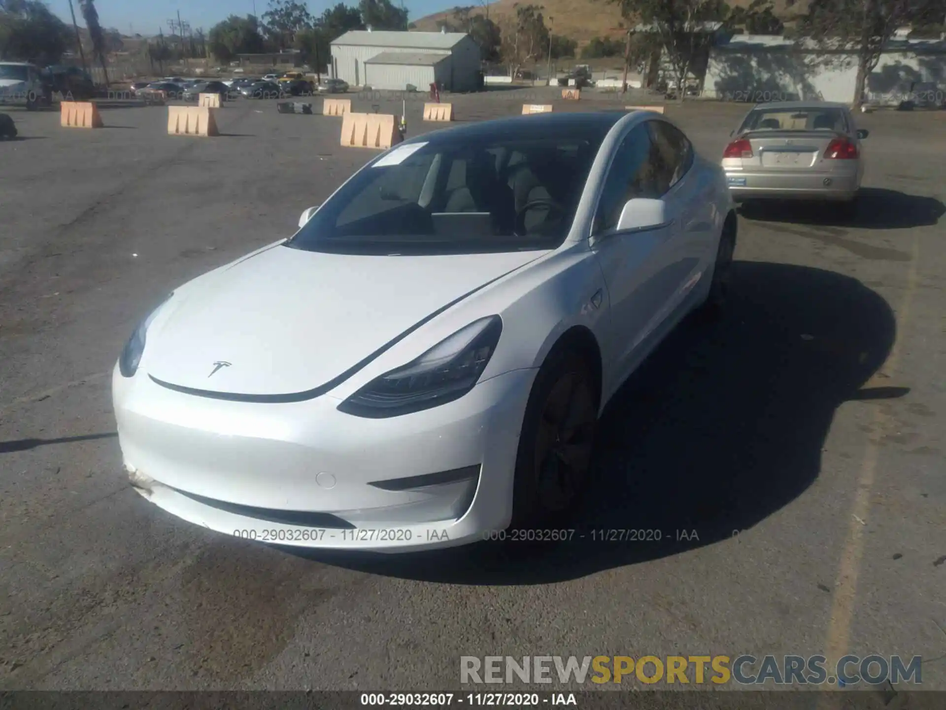 2 Photograph of a damaged car 5YJ3E1EA2LF660388 TESLA MODEL 3 2020