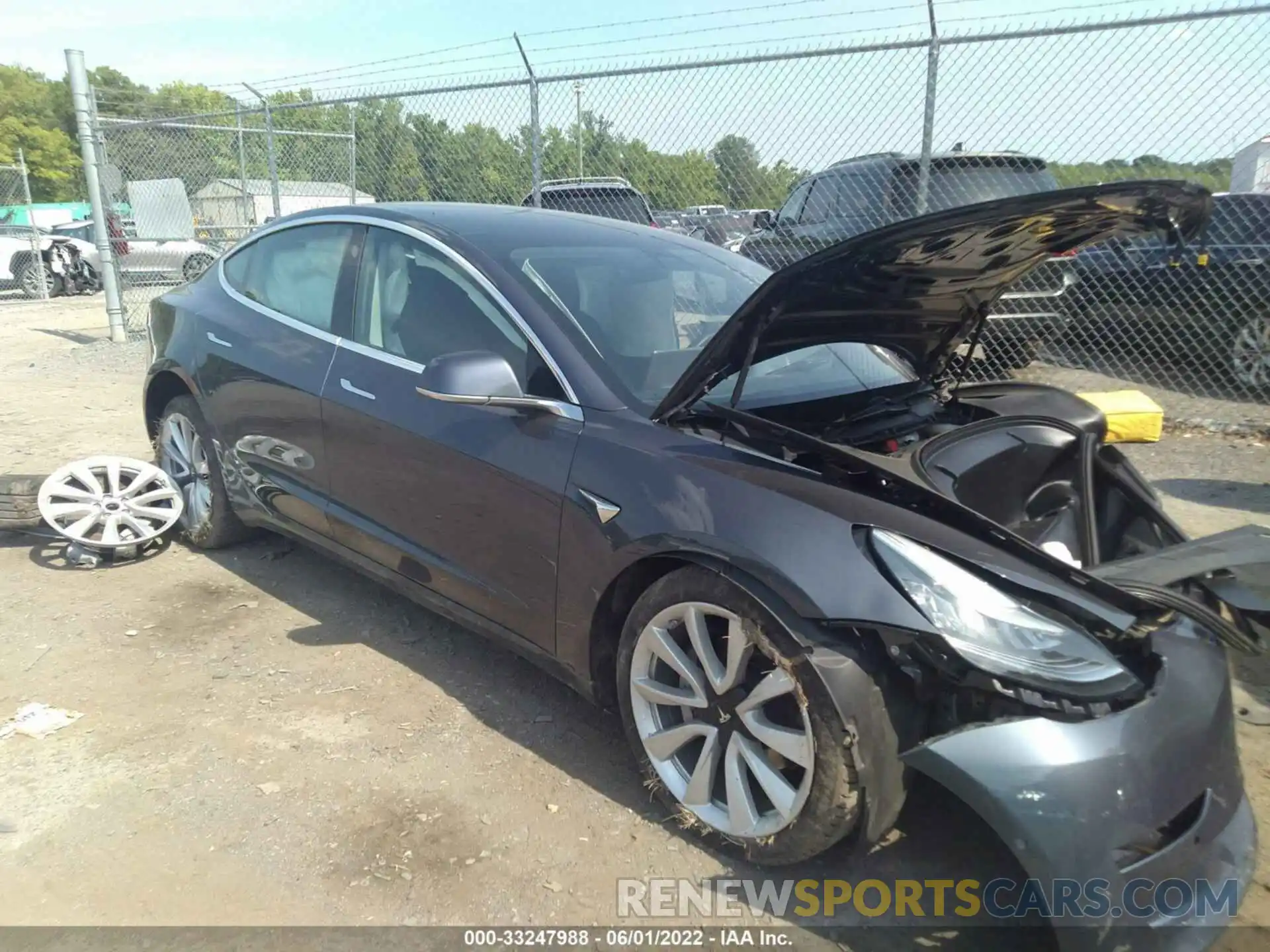 1 Photograph of a damaged car 5YJ3E1EA2LF661086 TESLA MODEL 3 2020