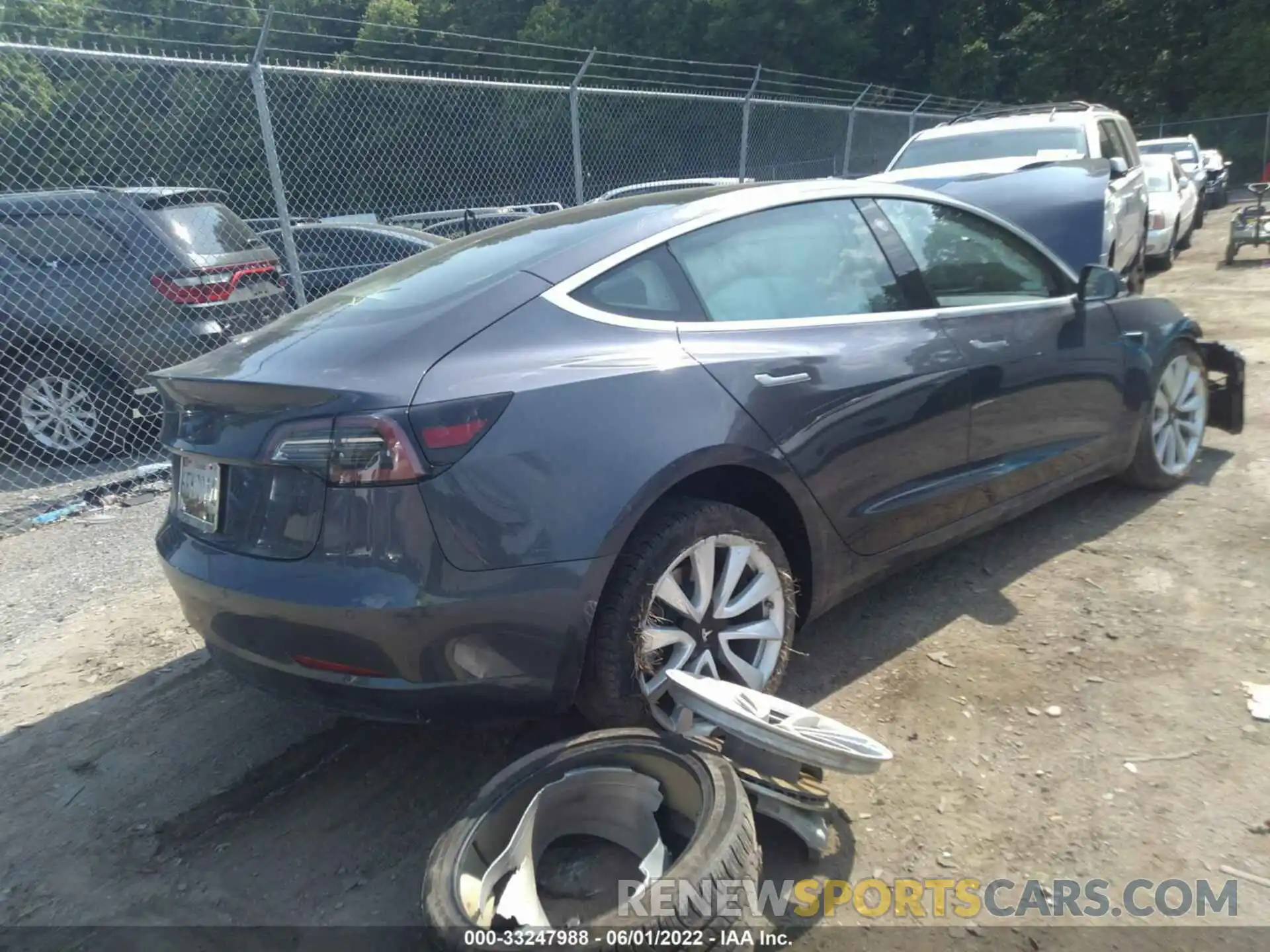 4 Photograph of a damaged car 5YJ3E1EA2LF661086 TESLA MODEL 3 2020