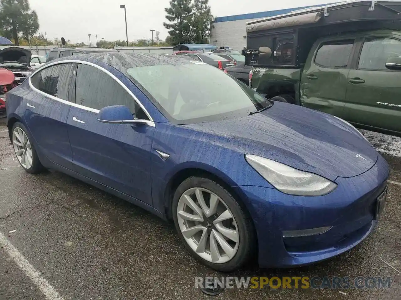 4 Фотография поврежденного автомобиля 5YJ3E1EA2LF710285 TESLA MODEL 3 2020