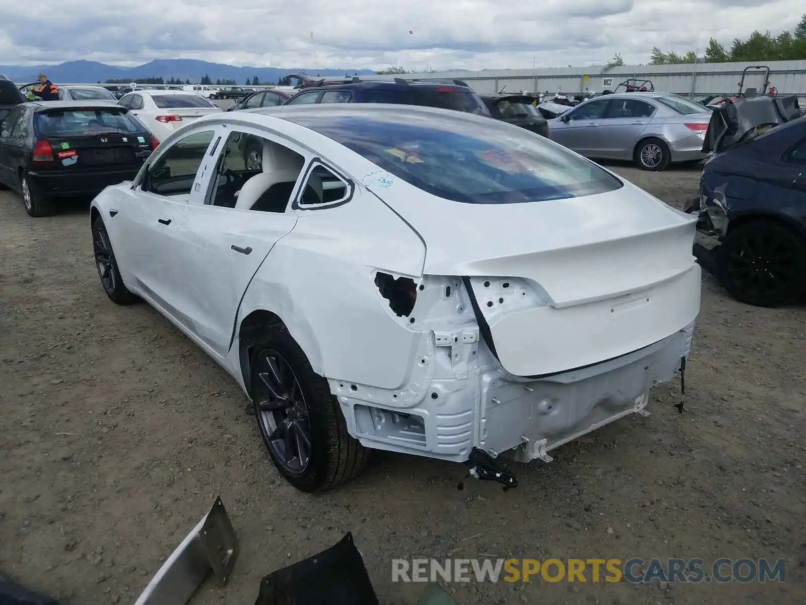 3 Photograph of a damaged car 5YJ3E1EA2LF717866 TESLA MODEL 3 2020