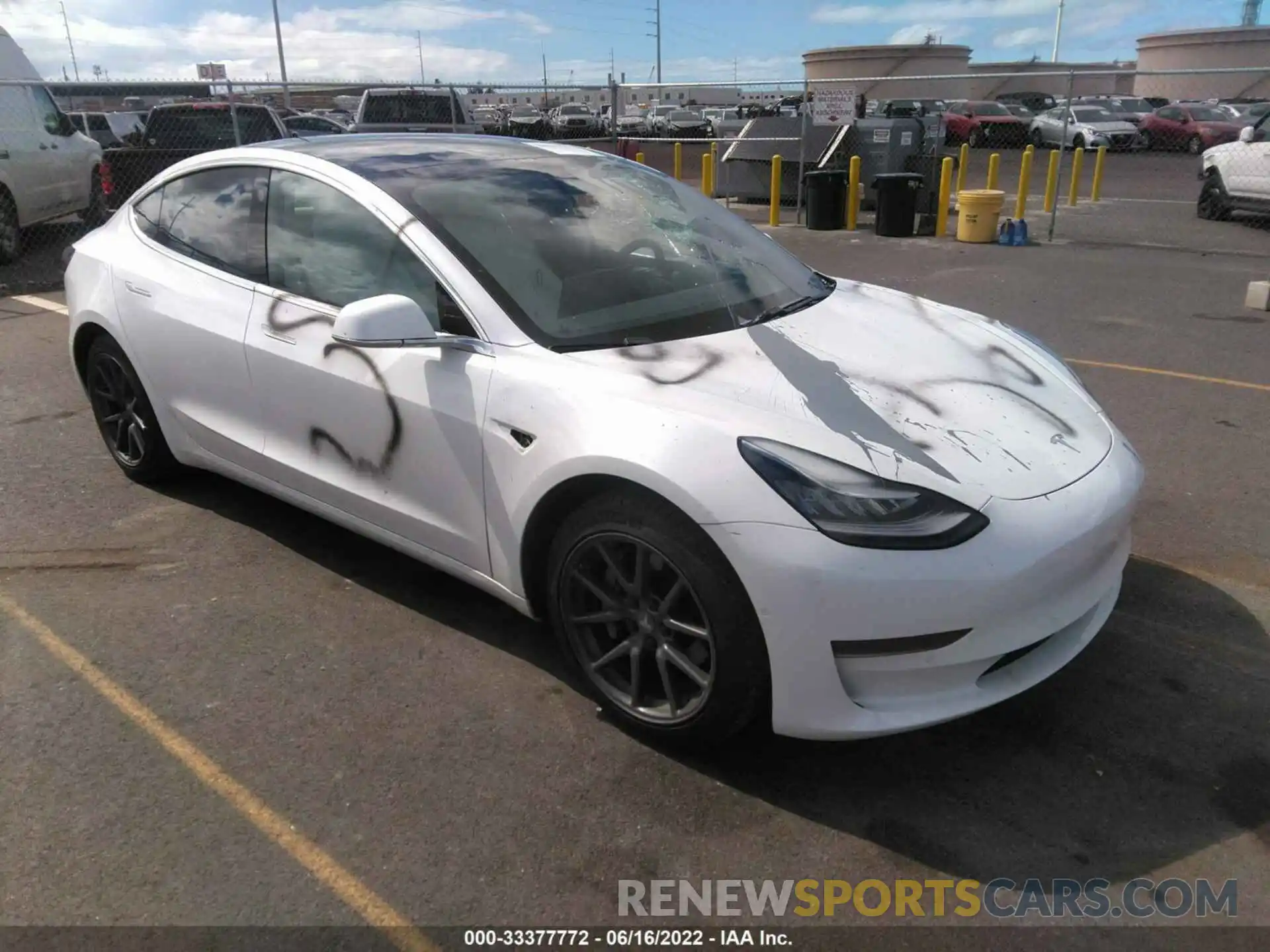 1 Photograph of a damaged car 5YJ3E1EA2LF720864 TESLA MODEL 3 2020