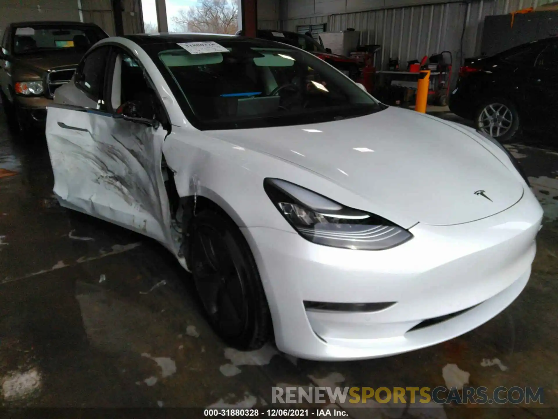 1 Photograph of a damaged car 5YJ3E1EA2LF737518 TESLA MODEL 3 2020