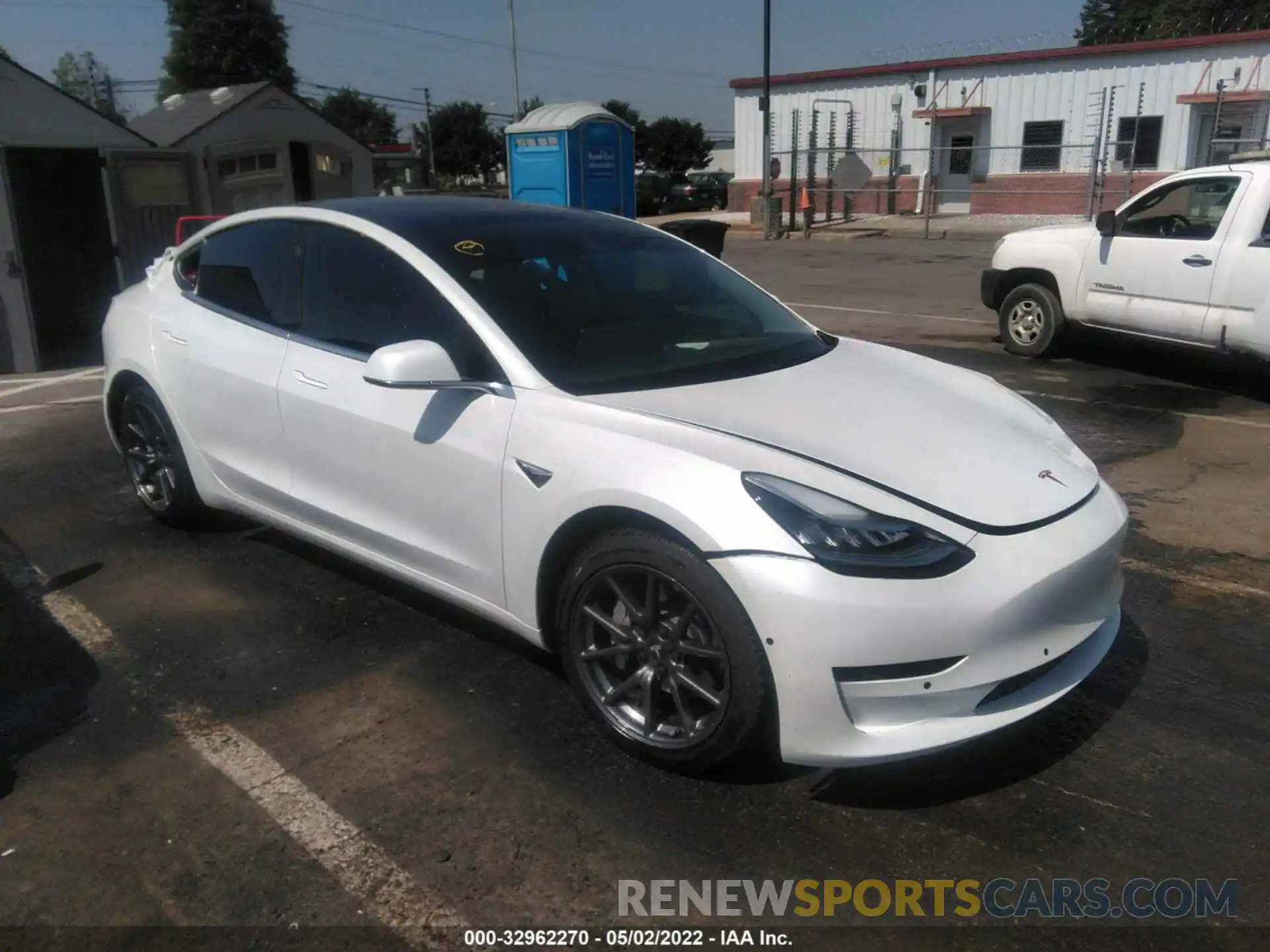 1 Фотография поврежденного автомобиля 5YJ3E1EA2LF737762 TESLA MODEL 3 2020